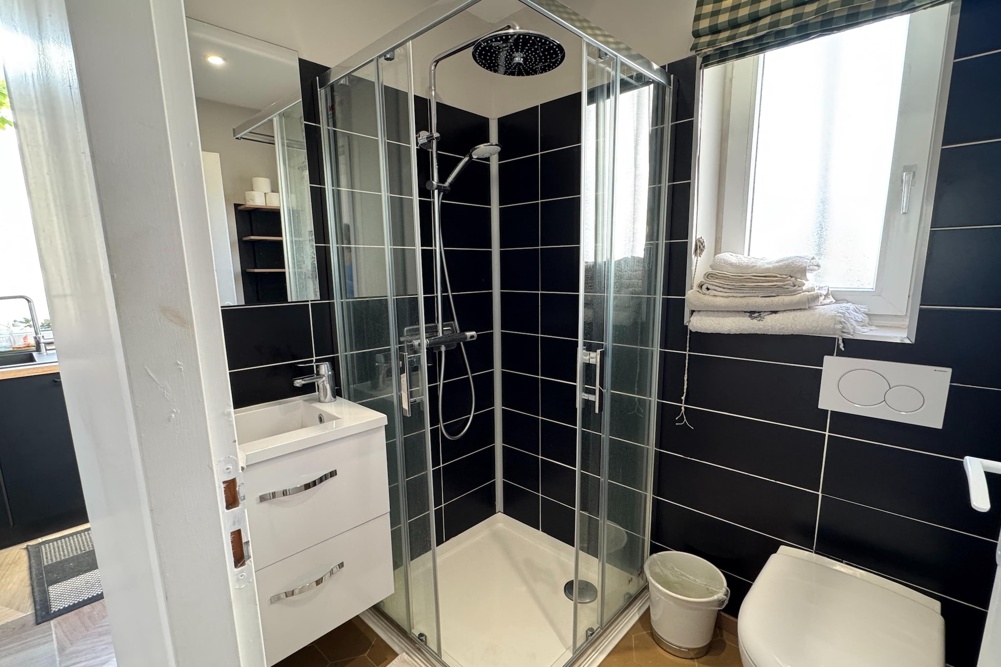 Appartement avec la petite cour-Bathroom
