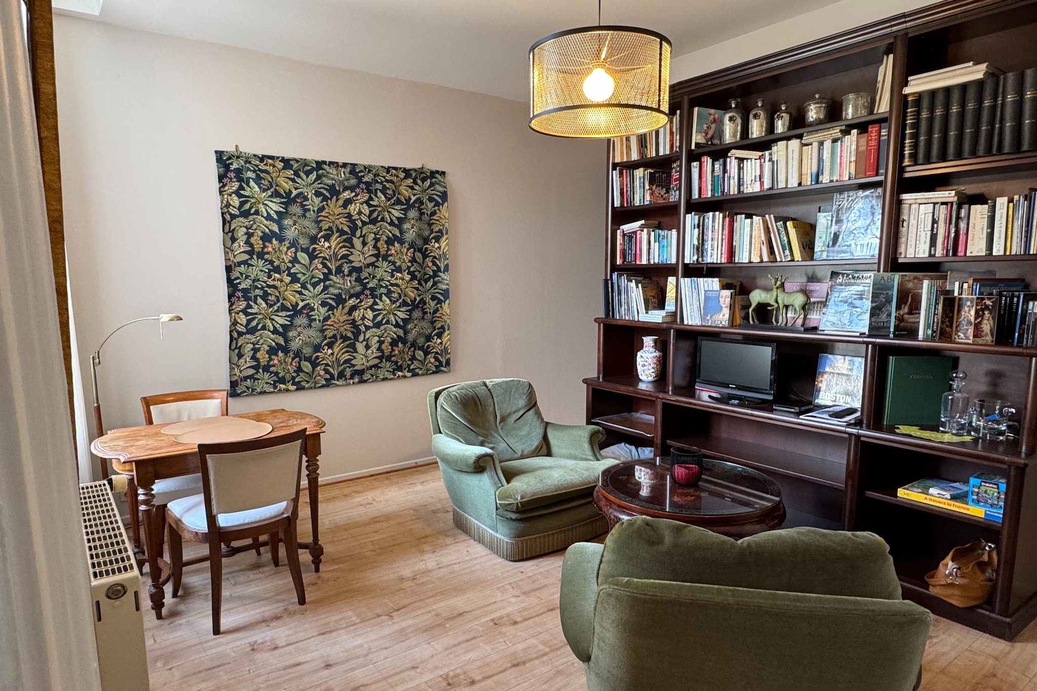 Appartement avec la petite cour-Living room