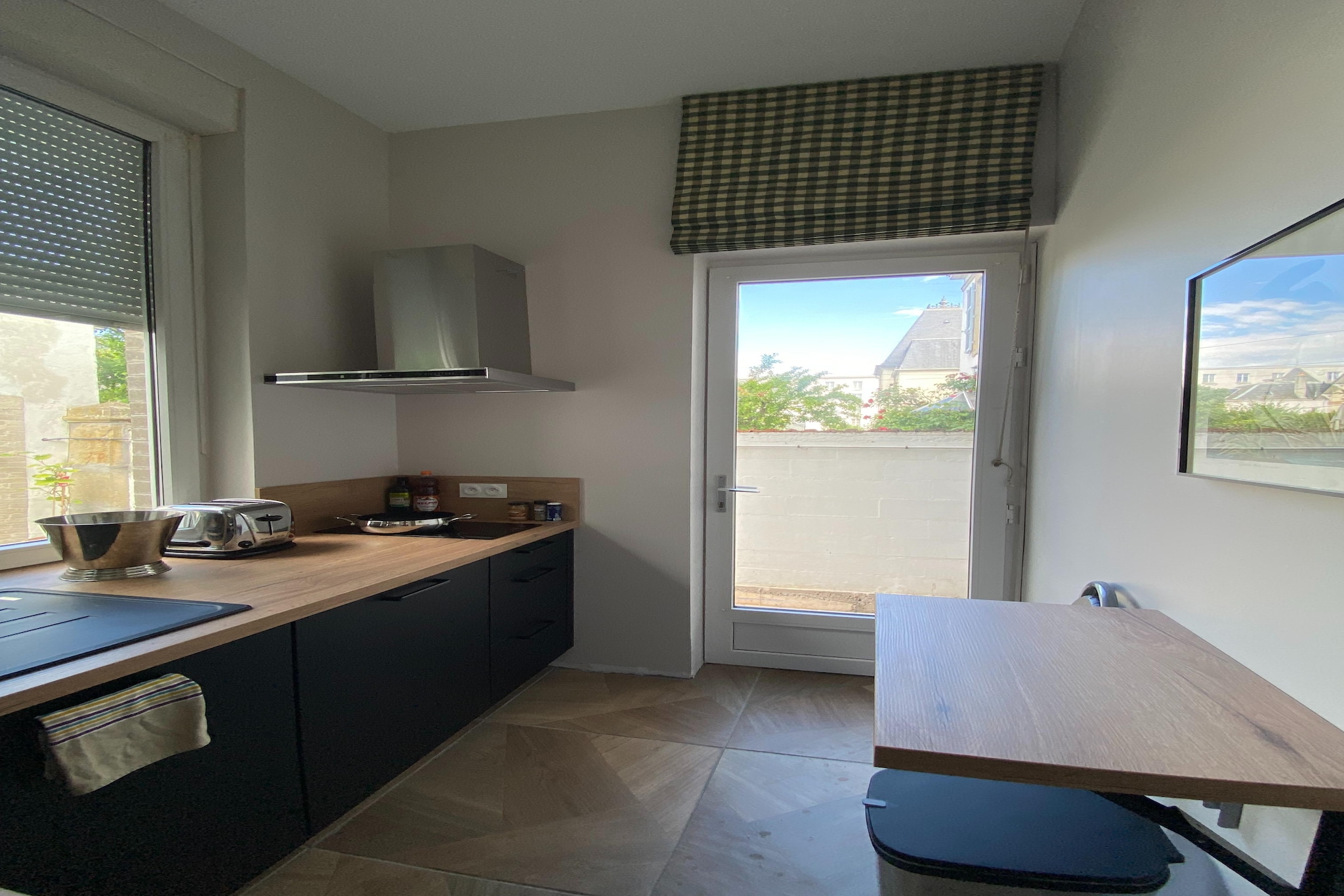 Appartement avec la petite cour-Kitchen