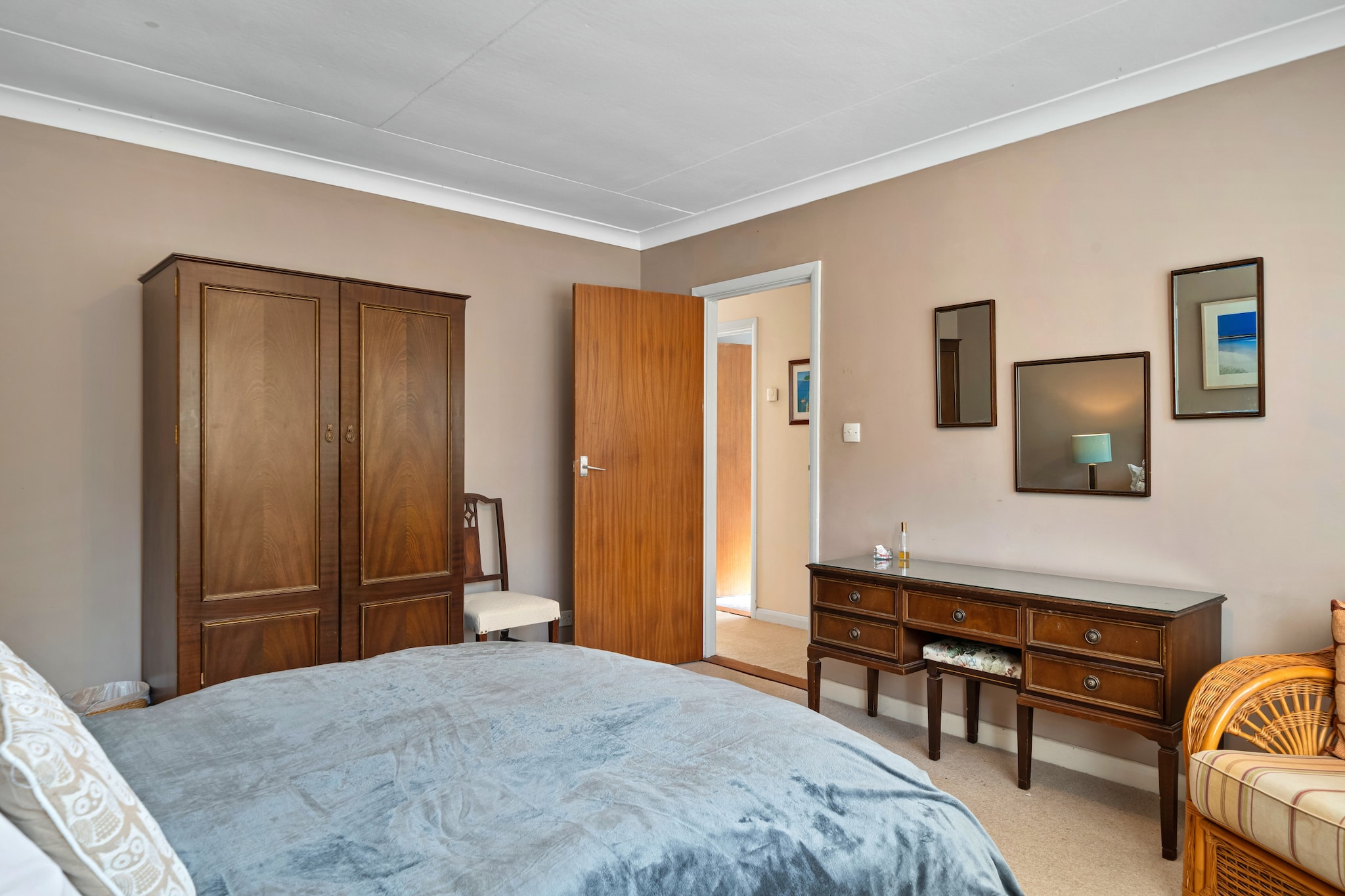 Michel - Bedroom