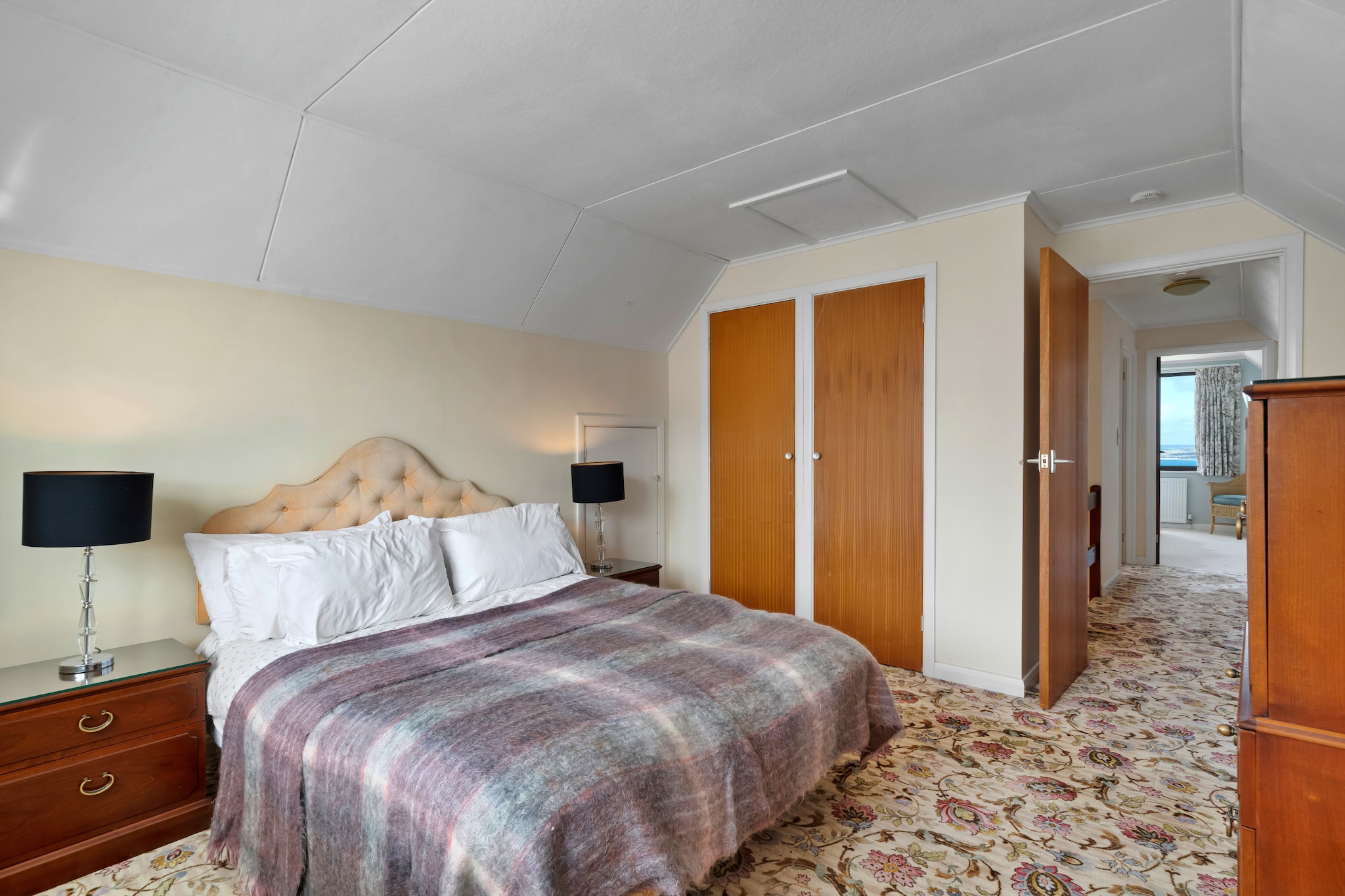Michel - Bedroom