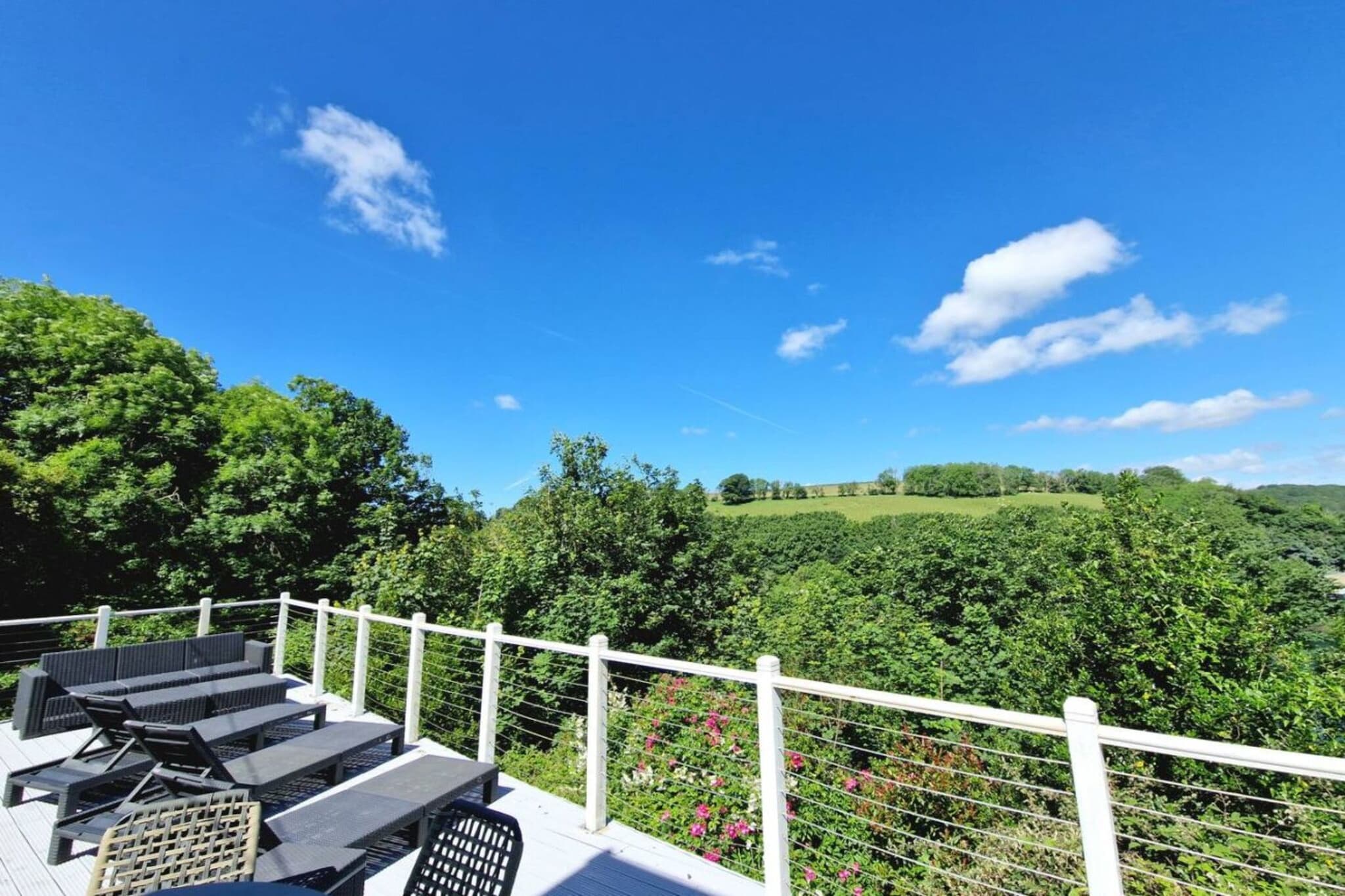 Three Quarter Cottage - Terrace balcony