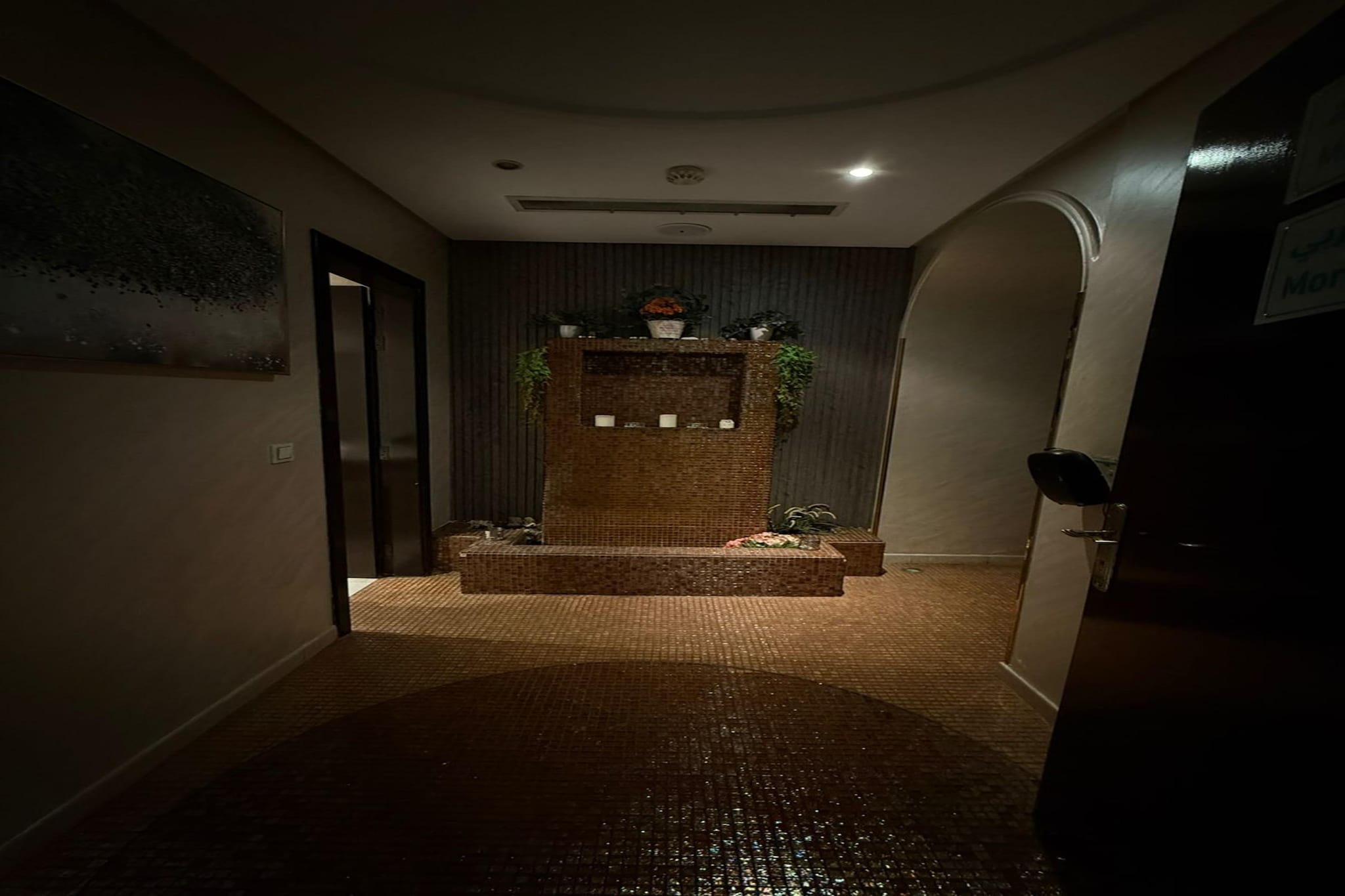 Ground floor: (bedroom(Internet access, single bed, single bed, TV, seating area, air conditioning, Towels/Sheets (Incl.), Trash compactor), bathroom(shower, washbasin, toilet, bidet, Essentials))