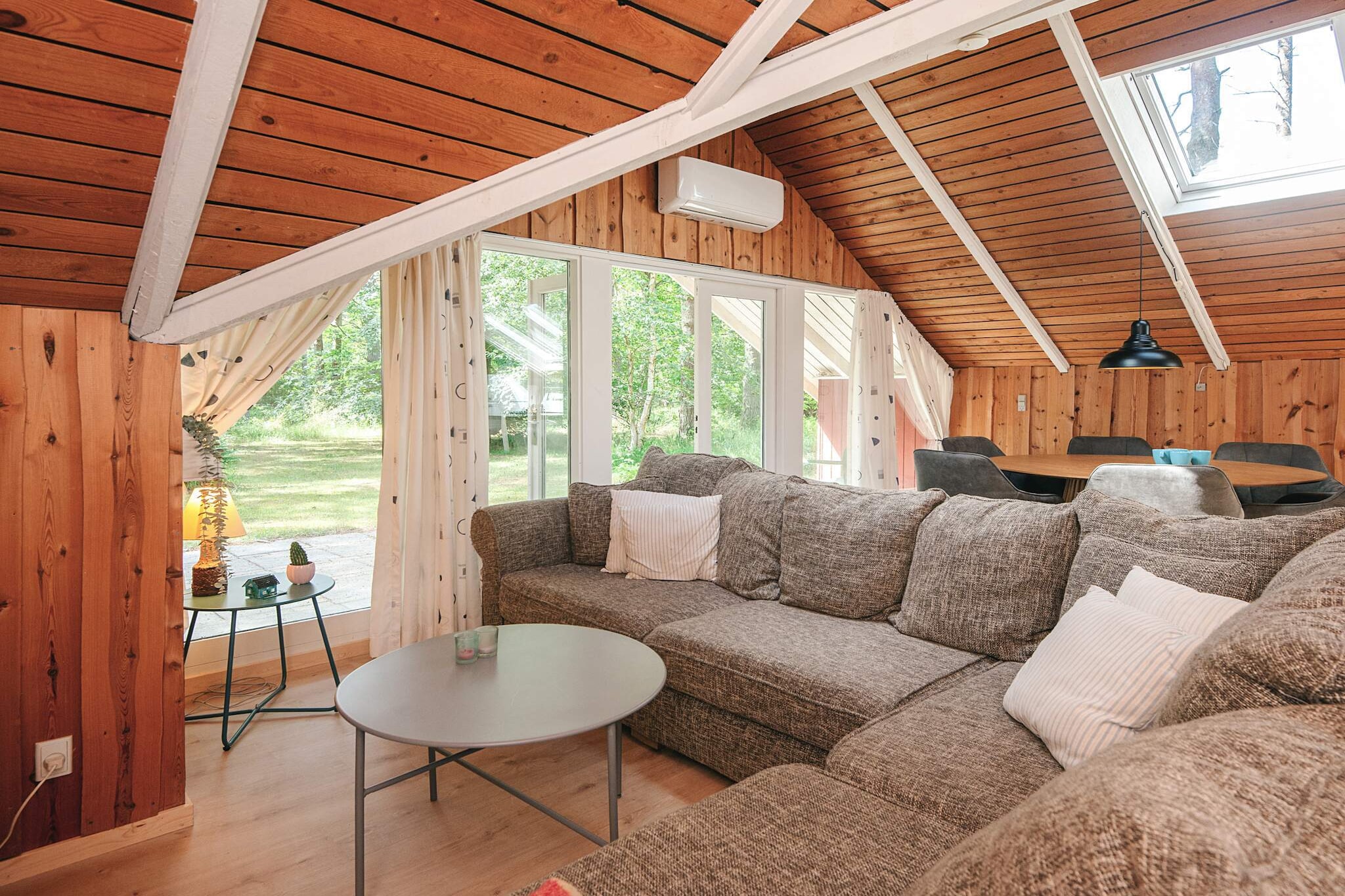 6 person holiday home in Hadsund - Indoor