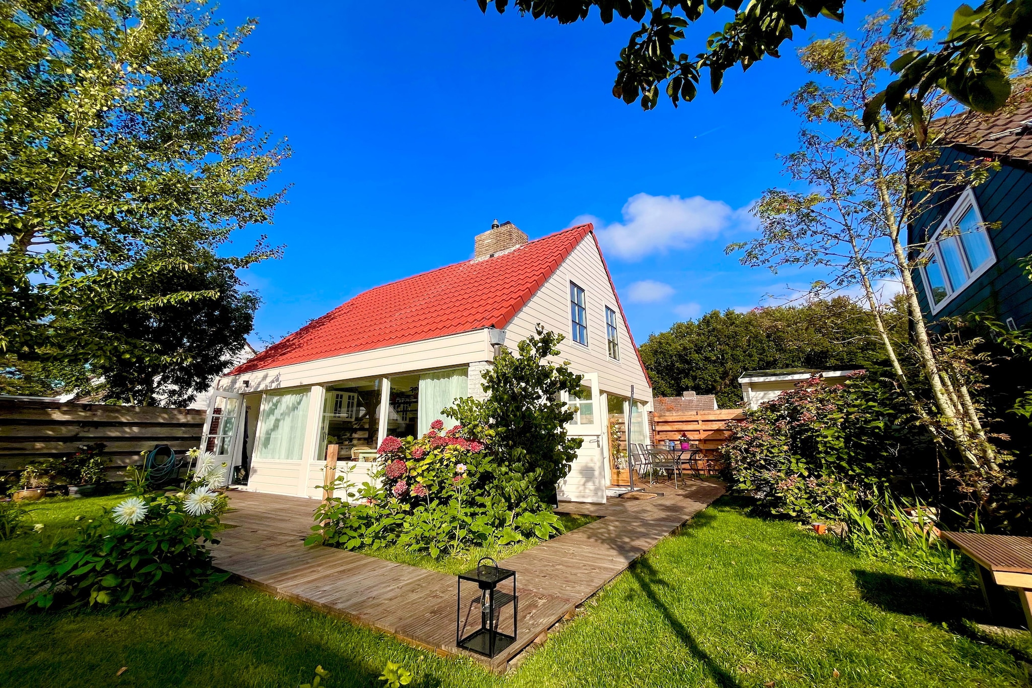 Casa Divera-Buitenkant zomer