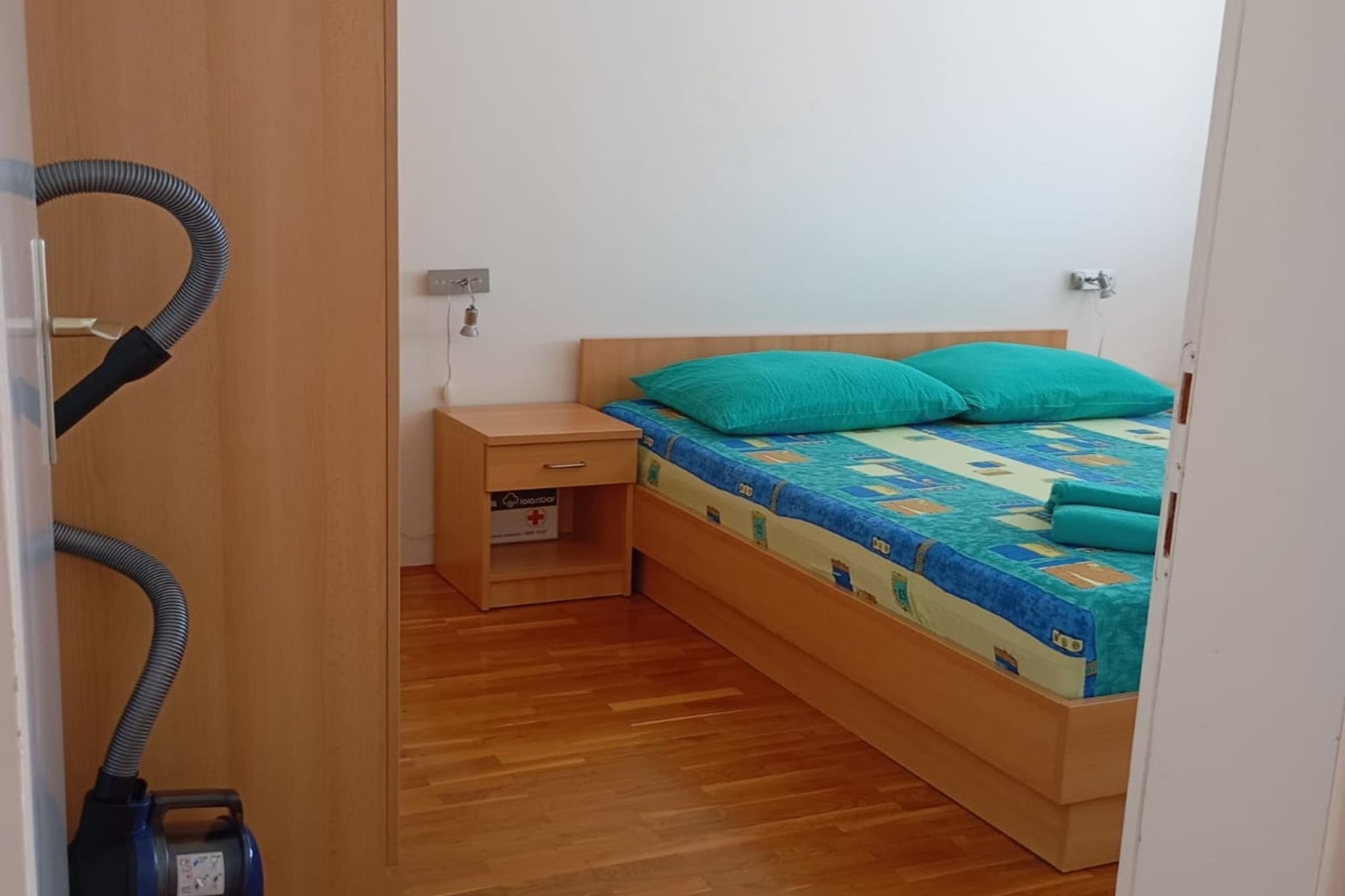 Apartment Tonco Baška Voda With Sea View-Bedroom