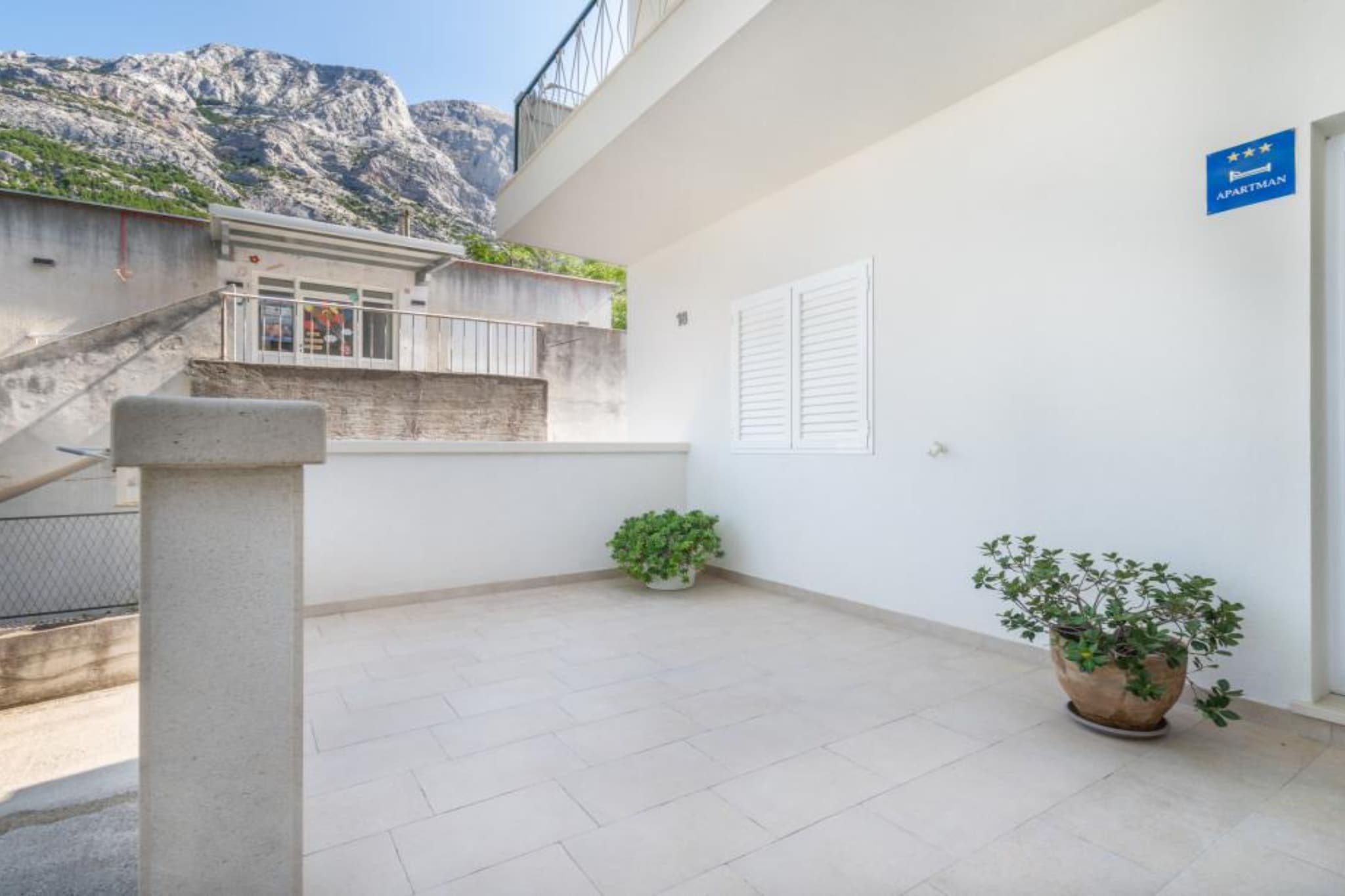 Apartment Pavlov - Three Bedroom Apartment with Terrace-Outdoor