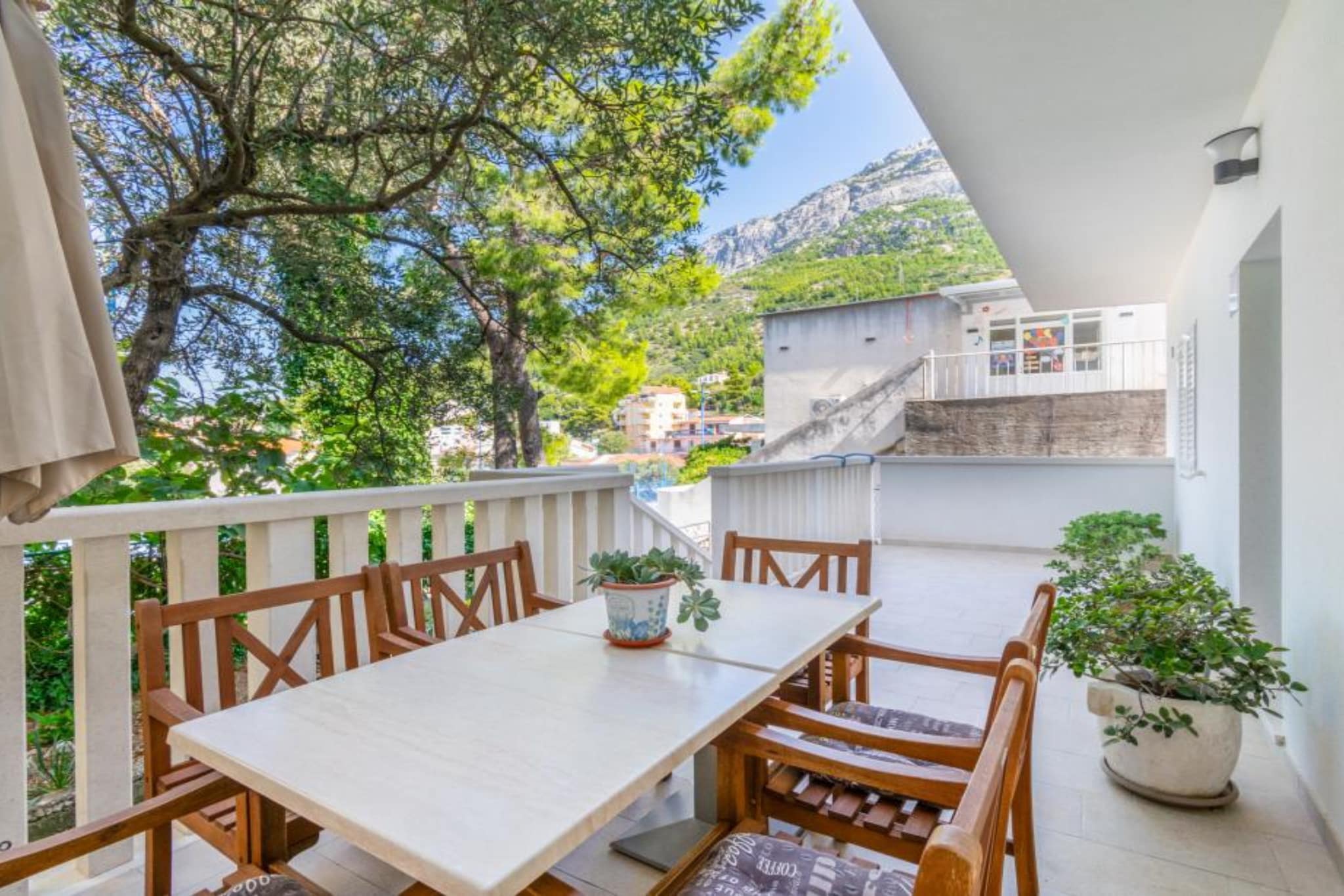 Apartment Pavlov - Three Bedroom Apartment with Terrace-Terrace balcony