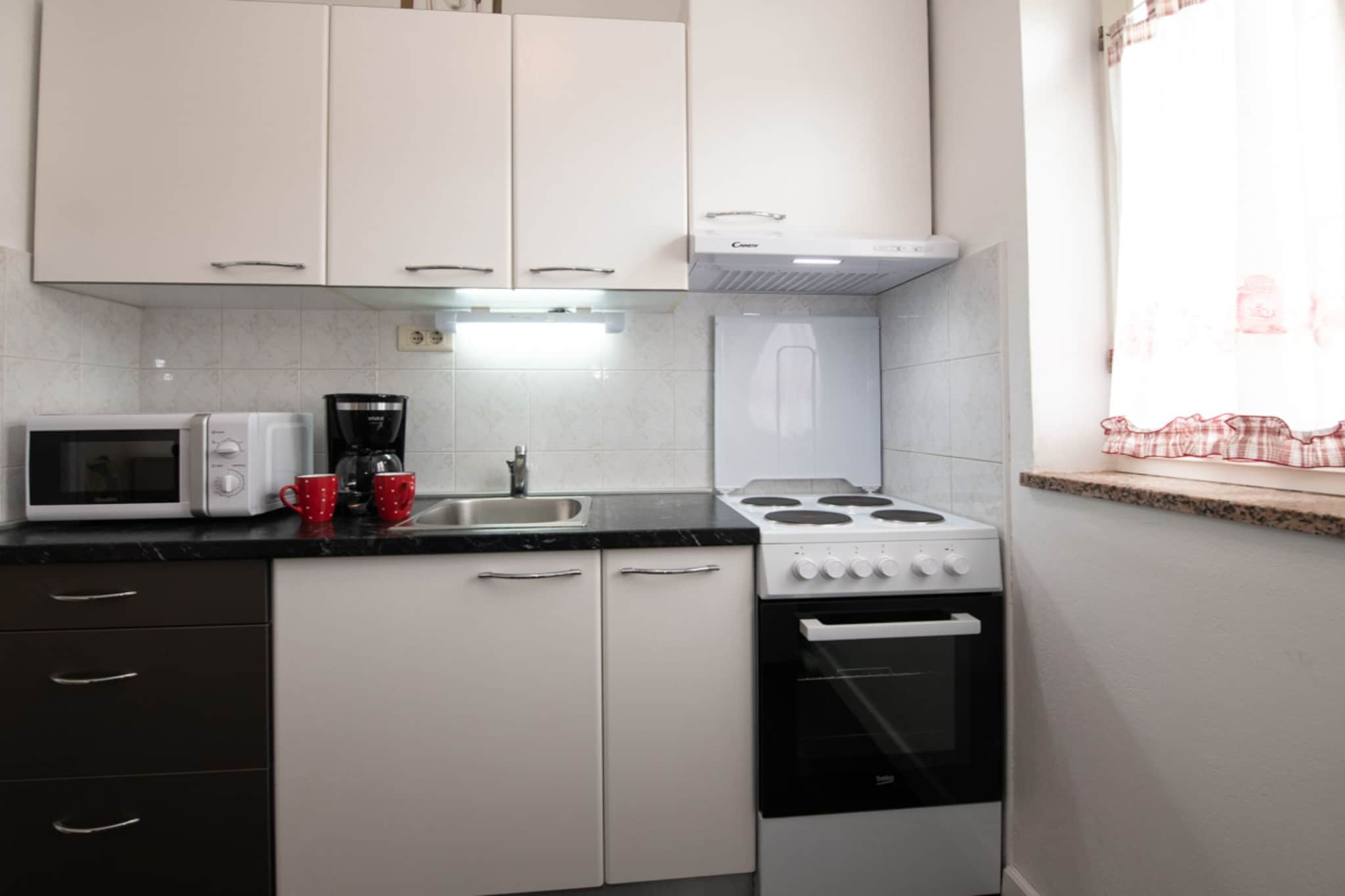 Apartments Mirjana IKA - Studio Apartment With Balcony  (A1)
