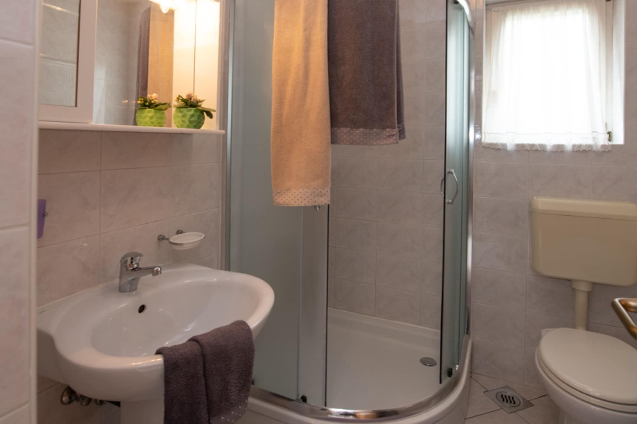 Apartments Mirjana IKA - Studio Apartment With Balcony  (A1)-Badkamer