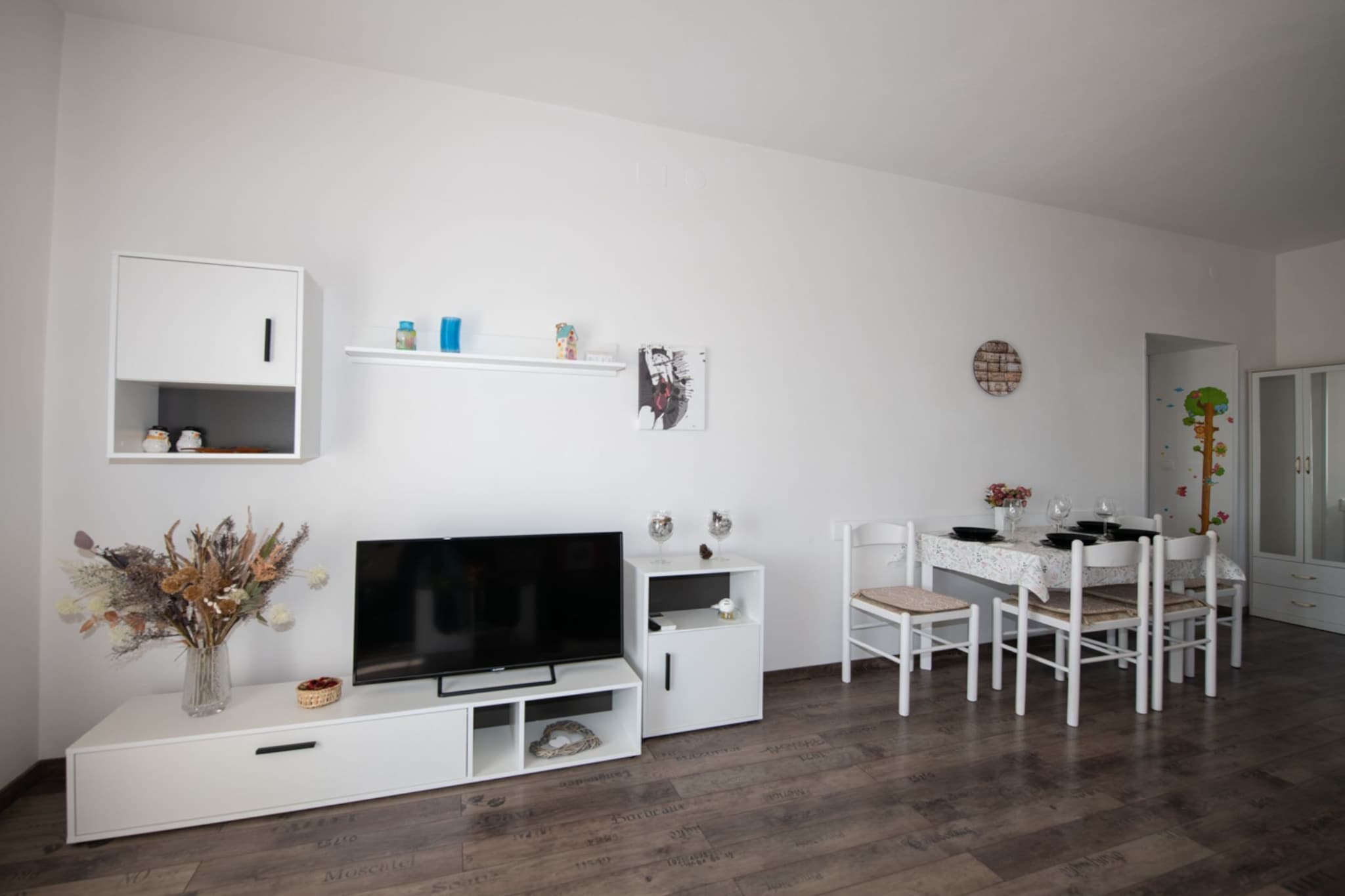Apartments Mirjana IKA - One Bedroom Apartment With Balcony And Sea View (A2)