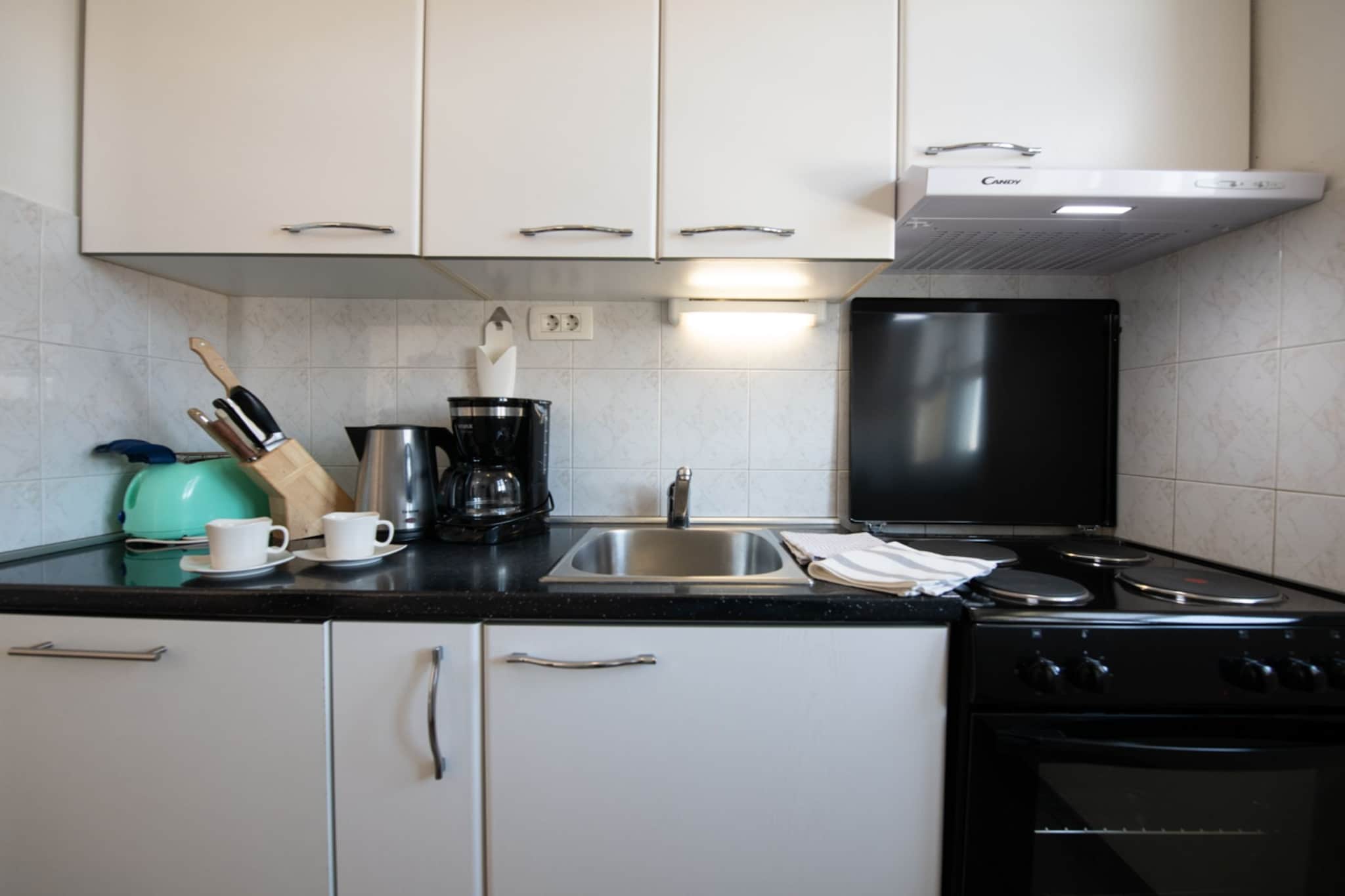 Apartments Mirjana IKA - One Bedroom Apartment With Balcony And Sea View (A2)-Keuken