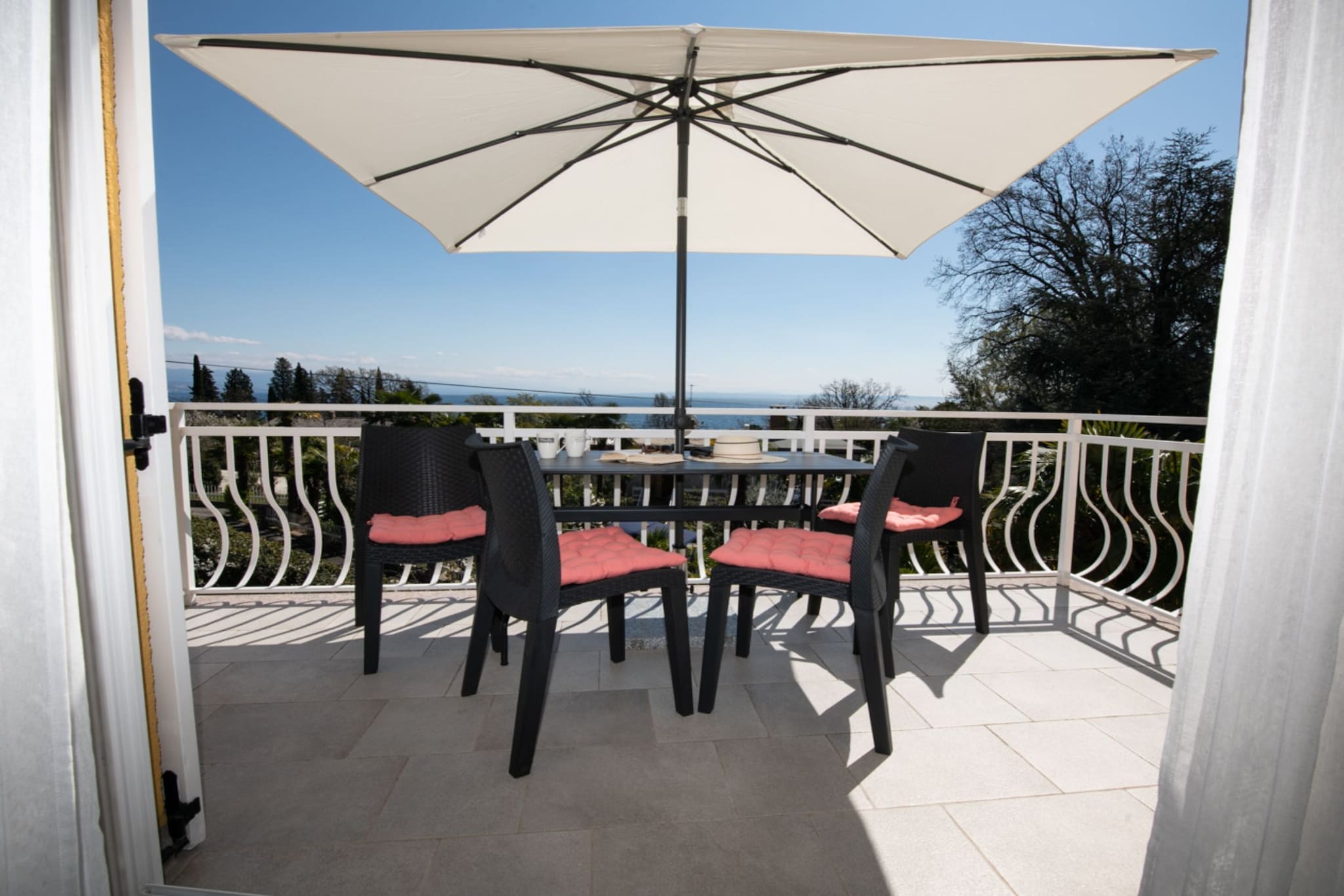 Apartments Mirjana IKA - One Bedroom Apartment With Balcony And Sea View (A2)-Terrasbalkon