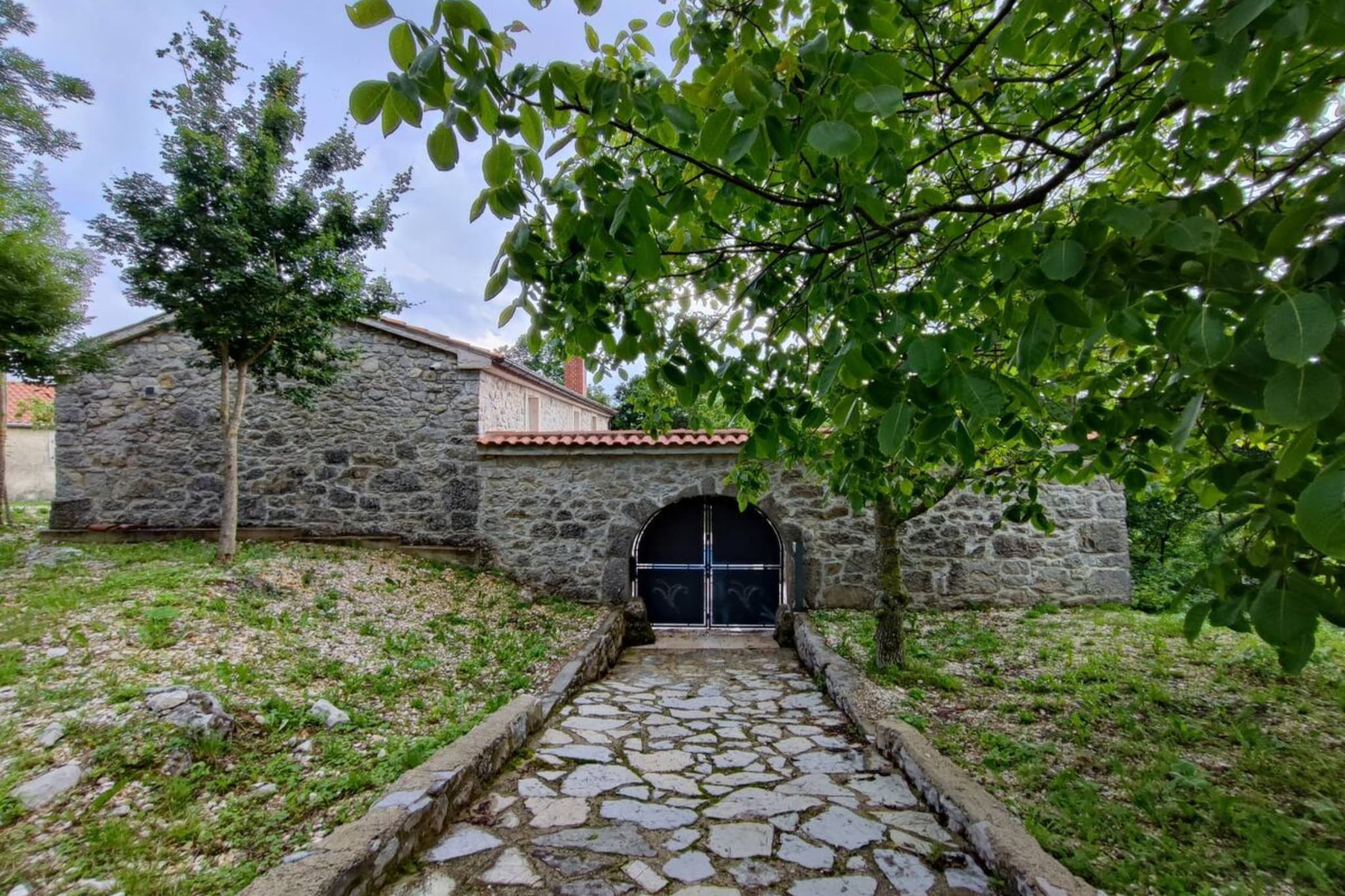 Villa Galant Brgudac - Private Oasis with Pool-Gardens in summer