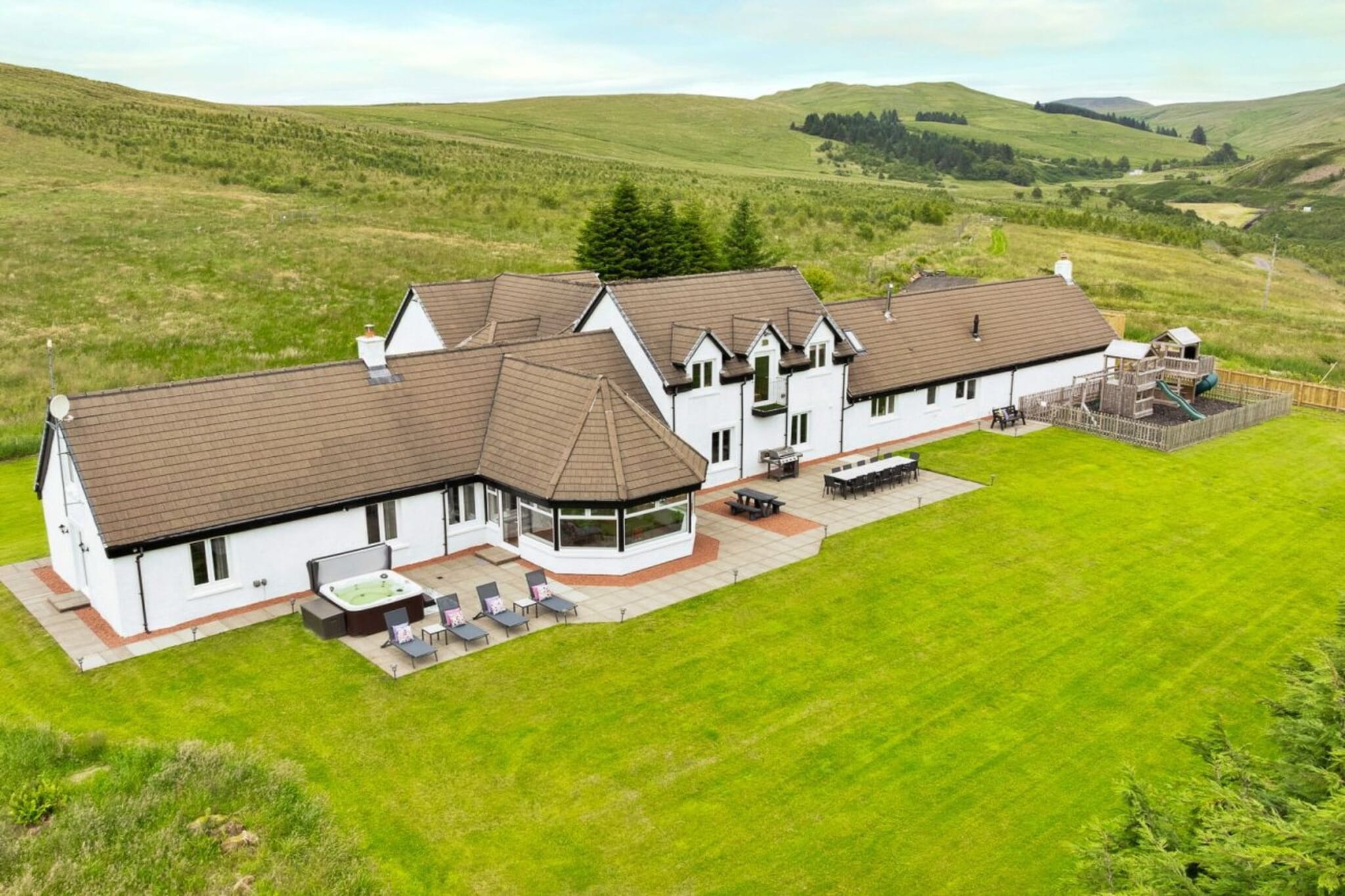 Grassyards House