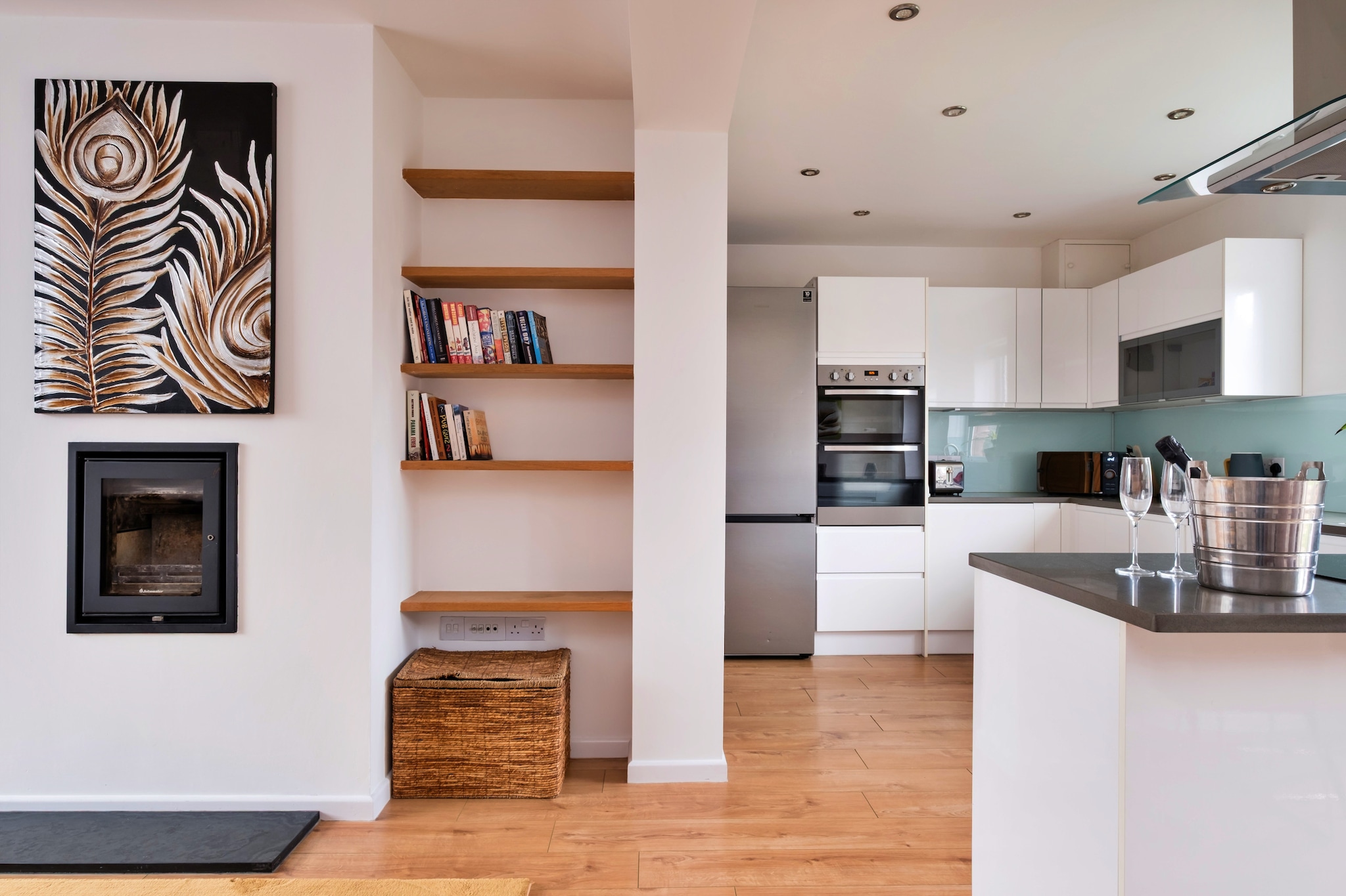 Elizabeth House - Kitchen