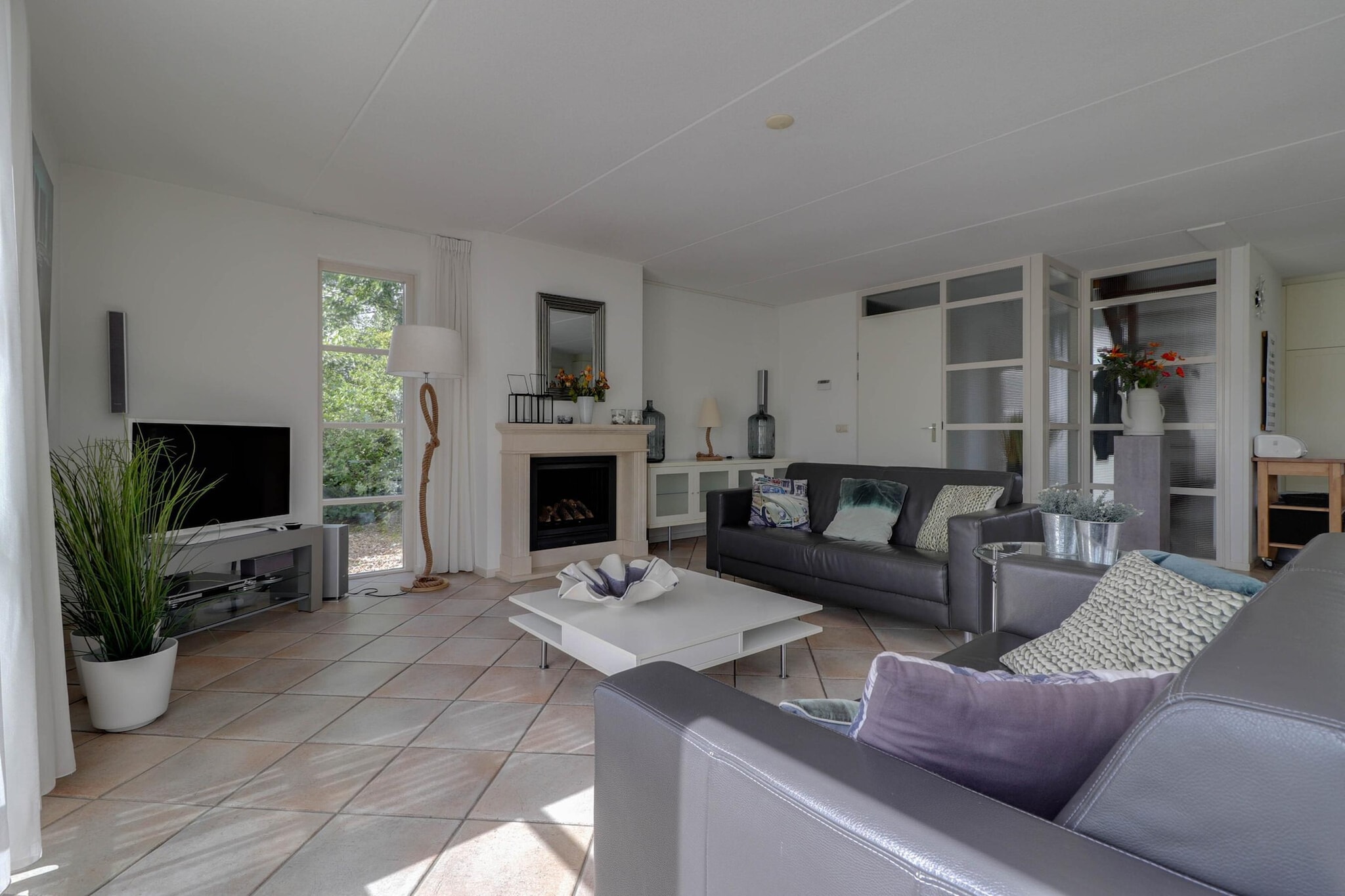 Dune Villa with Wellness Hot Tub, Sauna & Whirlpool – 6 persons