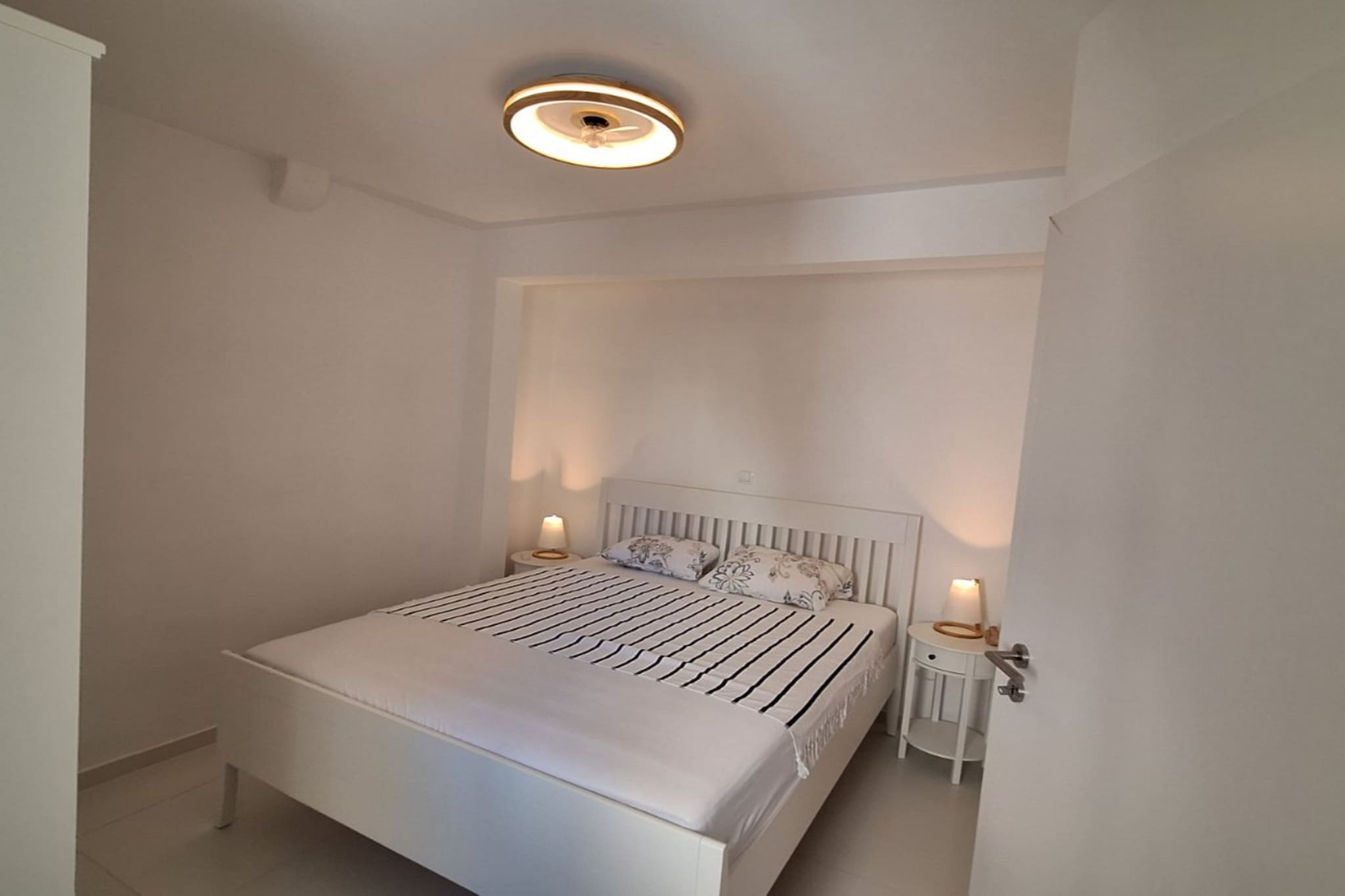 La Casa Nostra Apartments -  Classic 1 Bedroom Apt-Chambre