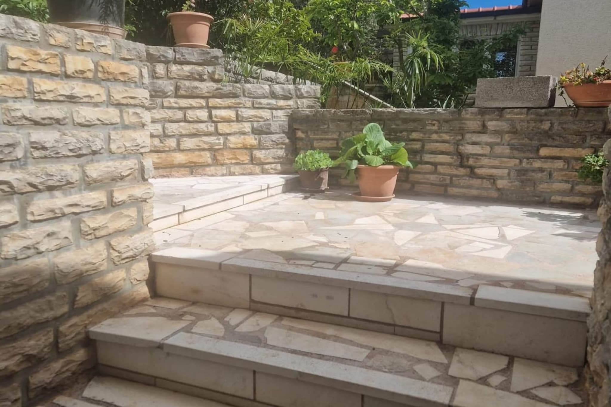 Three- Bedroom Apartment With Sea View A3-Gardens in summer