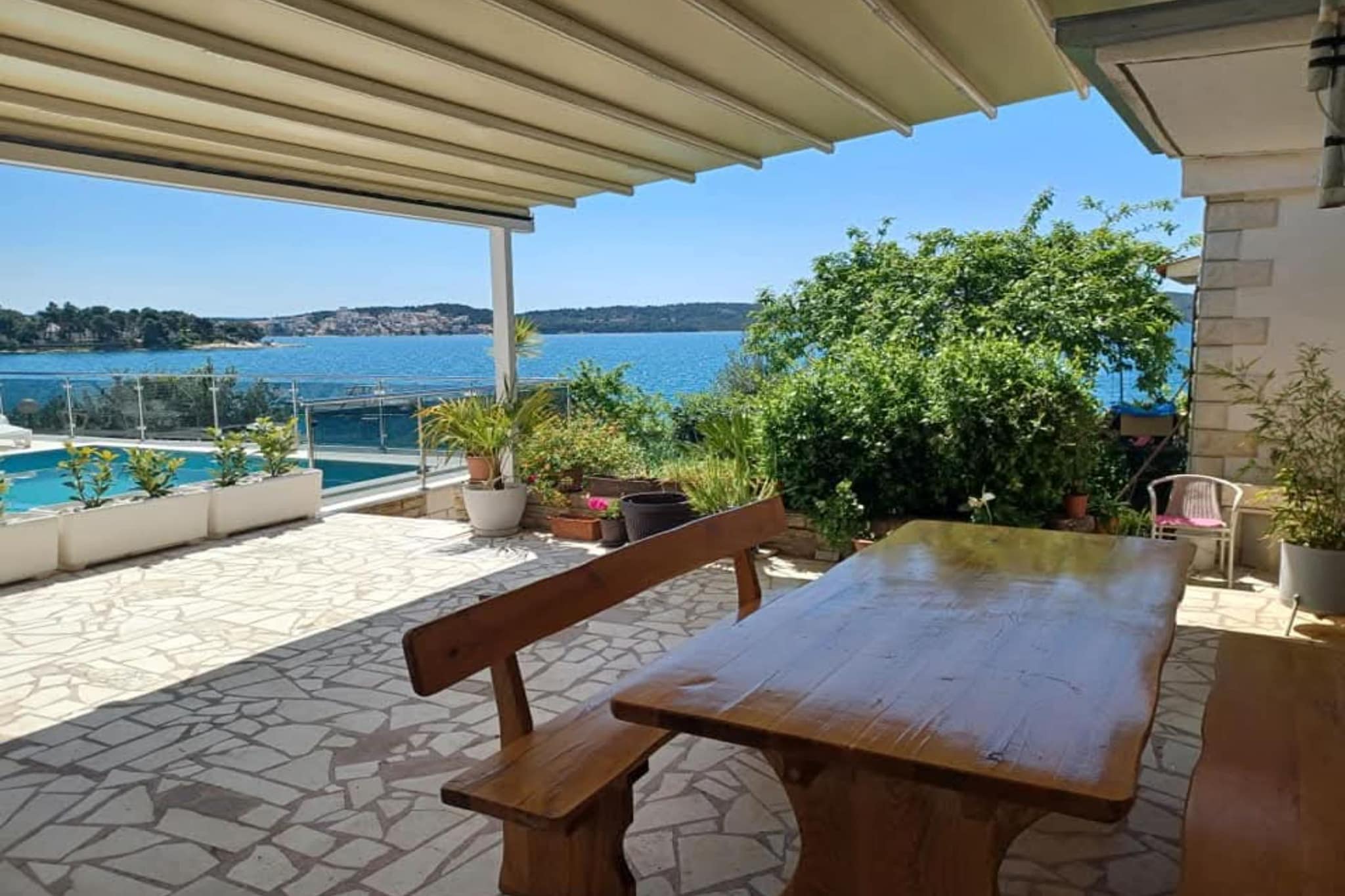 Three- Bedroom Apartment With Sea View A3-Gardens in summer