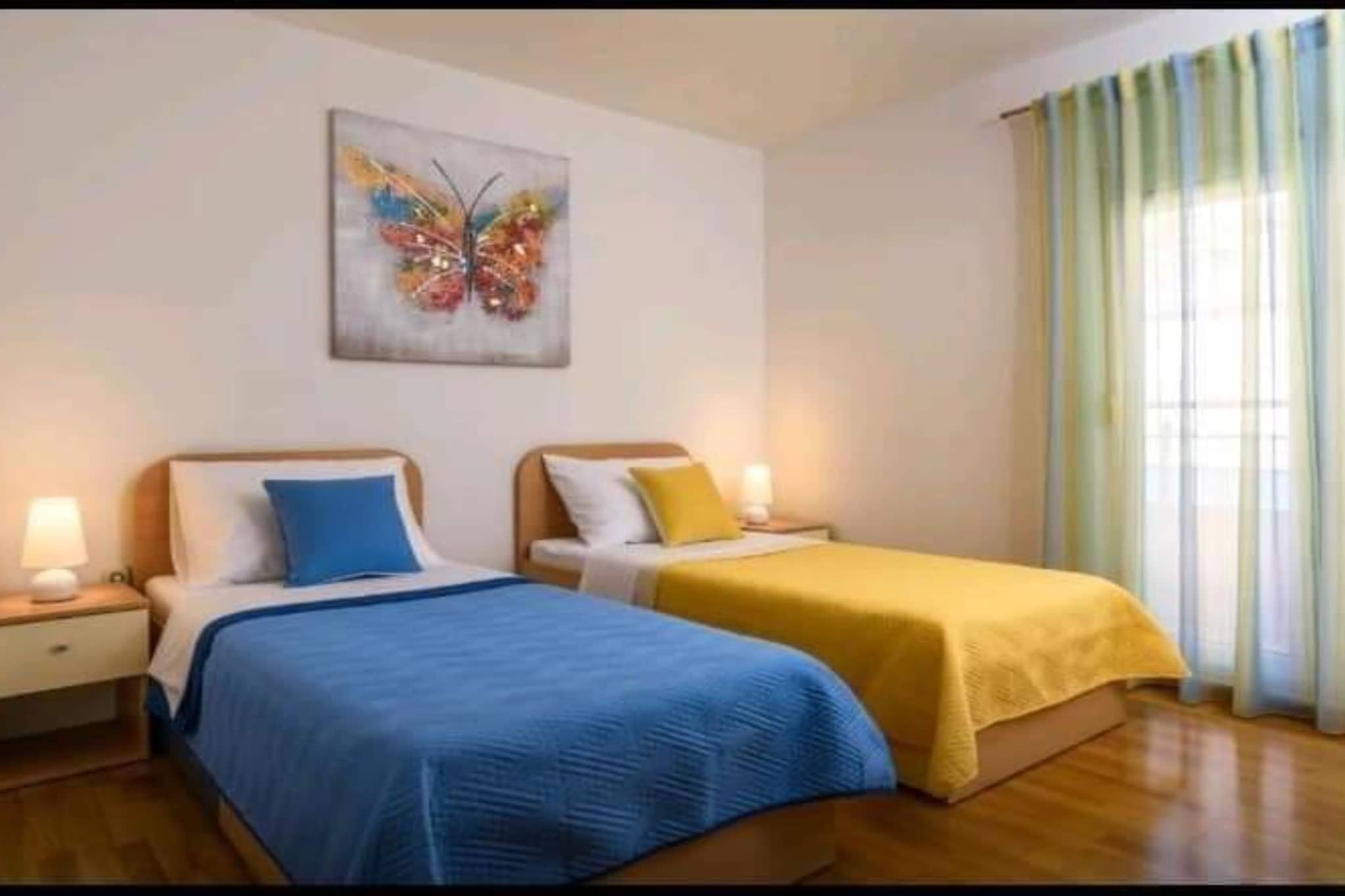 Apartment Antonia Trogir - Two-Bedroom Apartment With Sea View-Slaapkamer