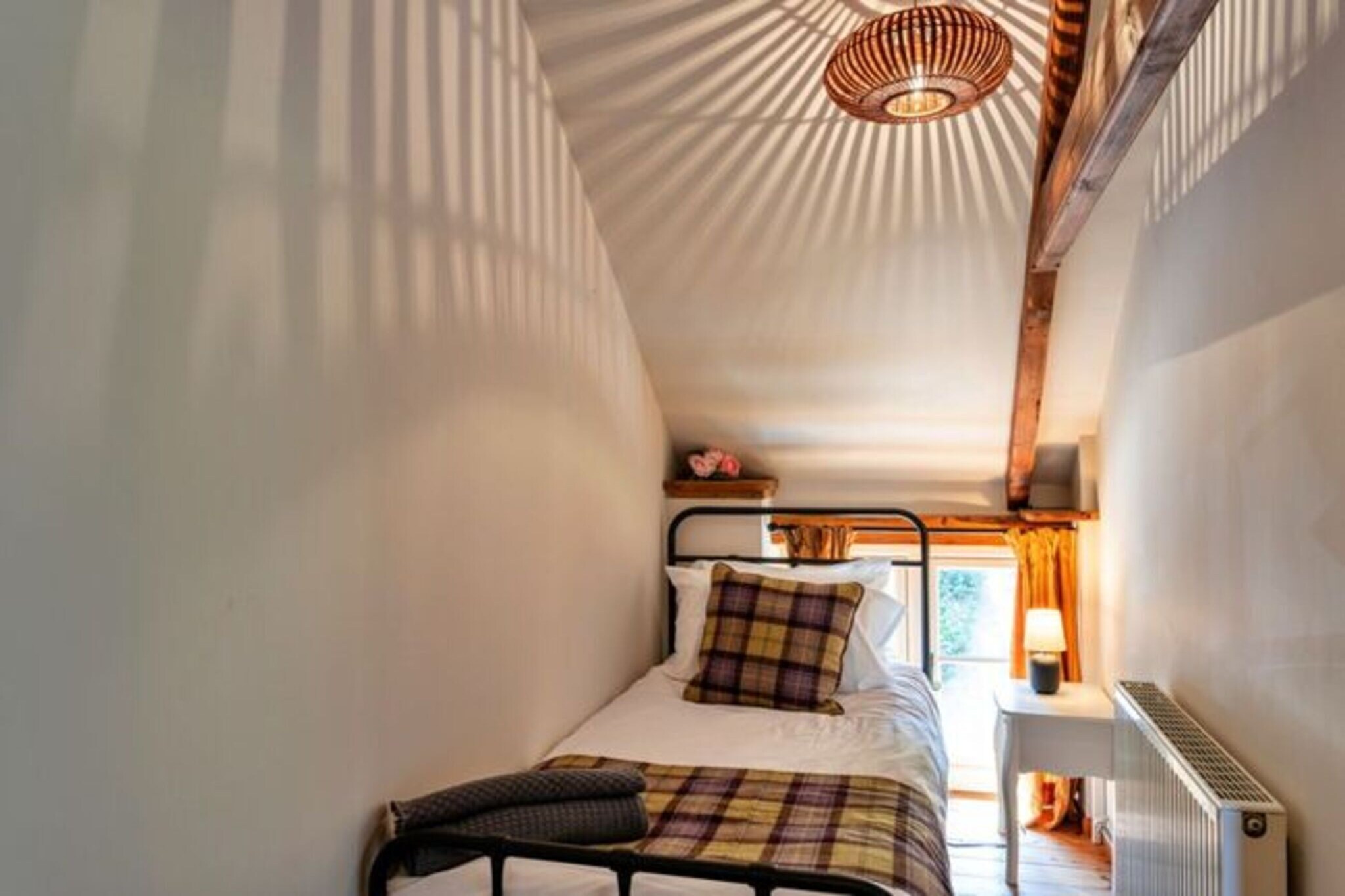 Marsh Cottage - Bedroom