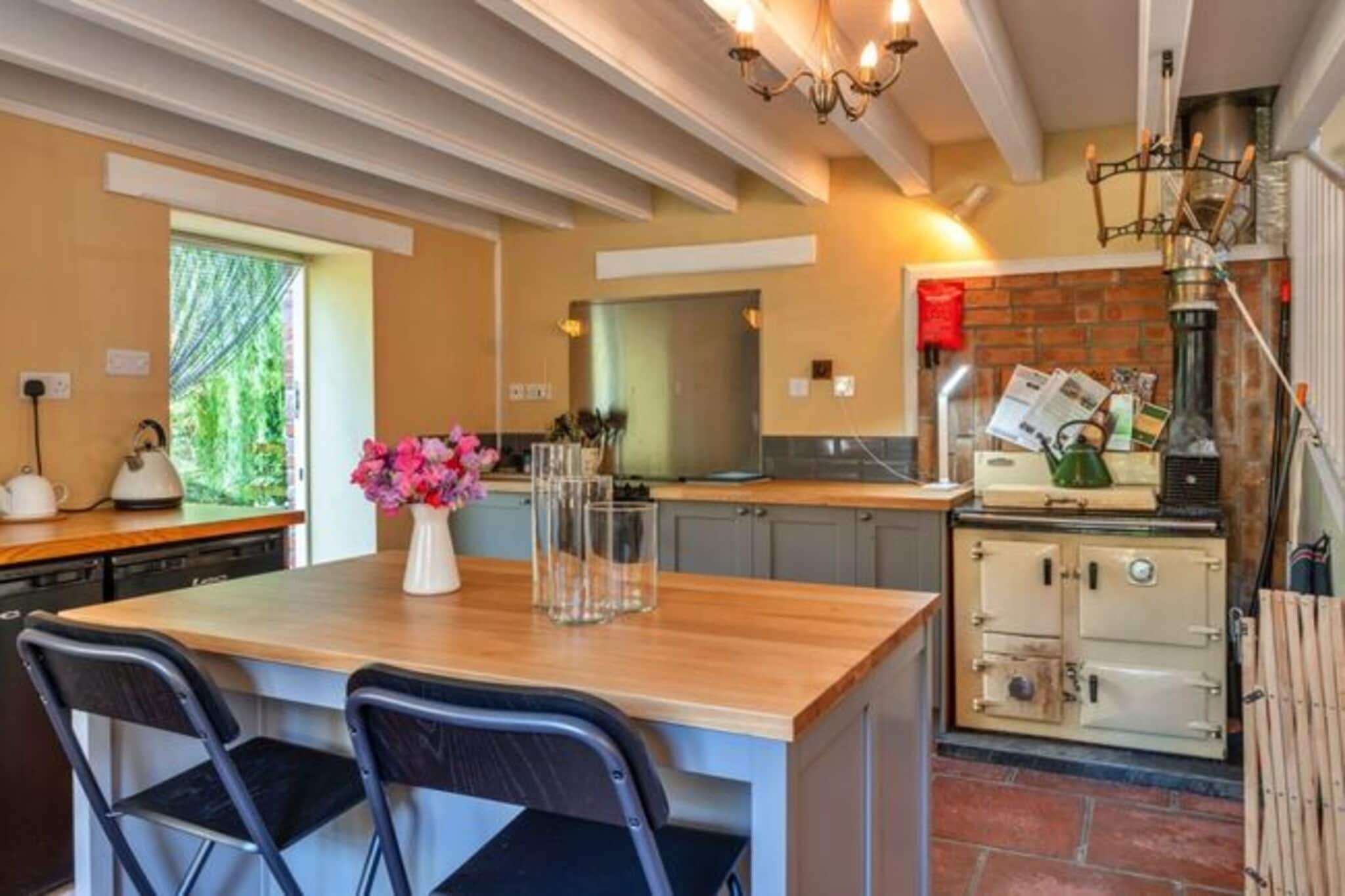 Marsh Cottage - Dining room