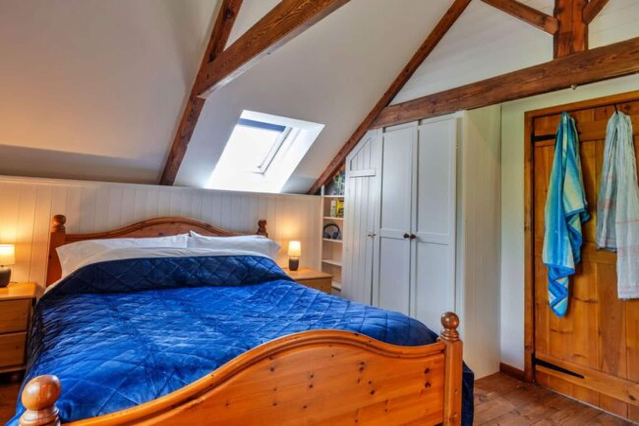 Marsh Cottage - Bedroom