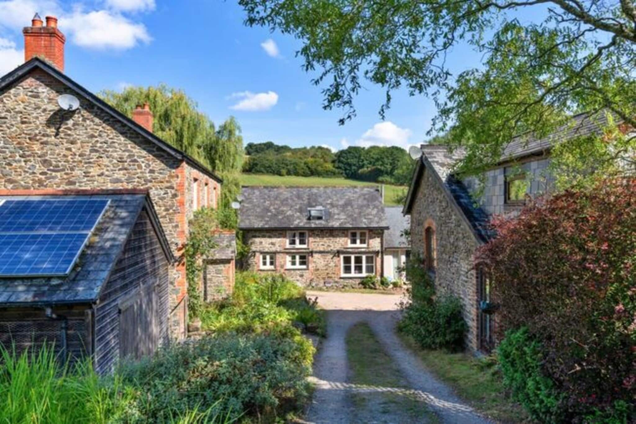 Marsh Cottage - Areas within 1km in summer