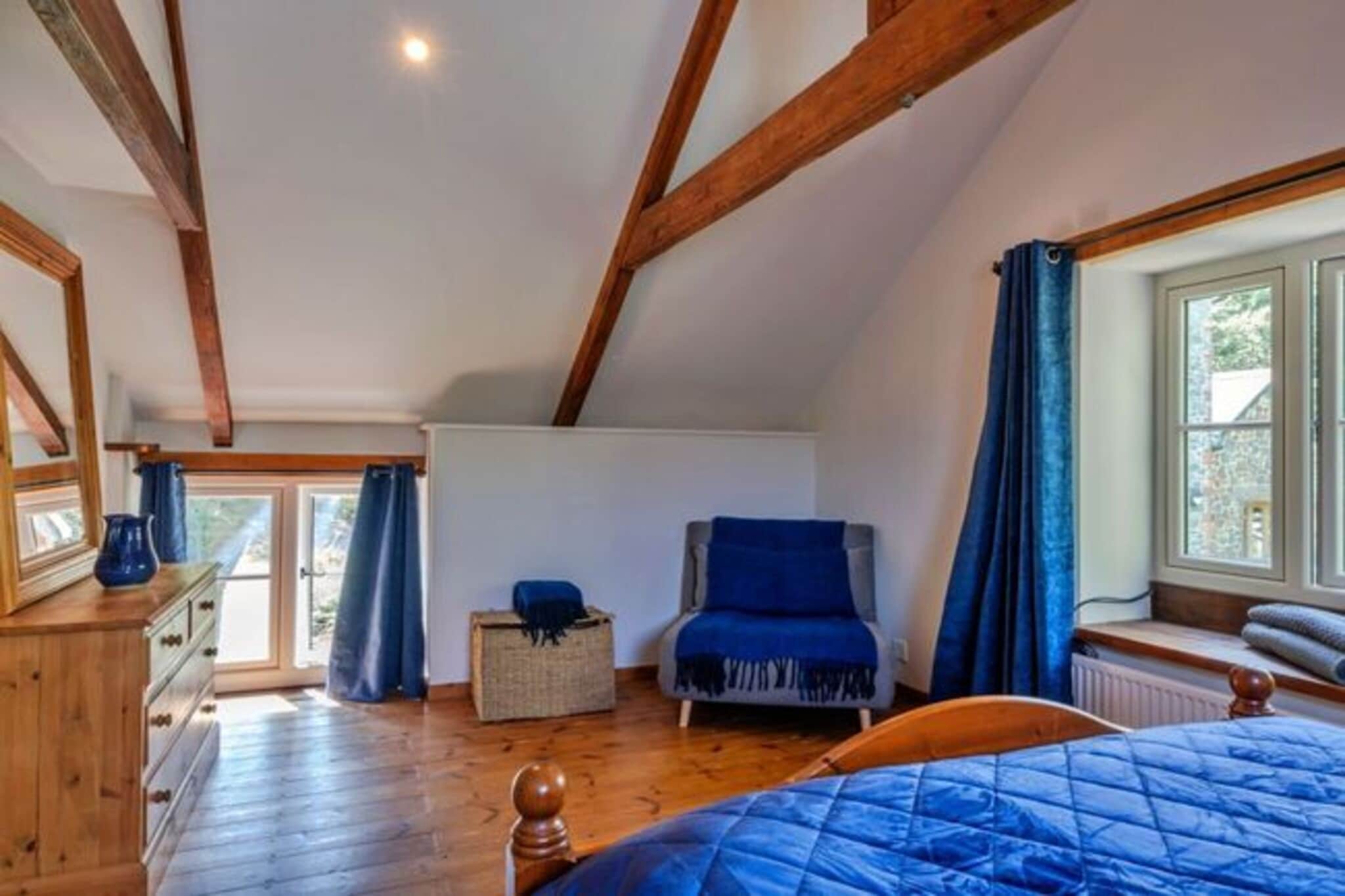 Marsh Cottage - Bedroom