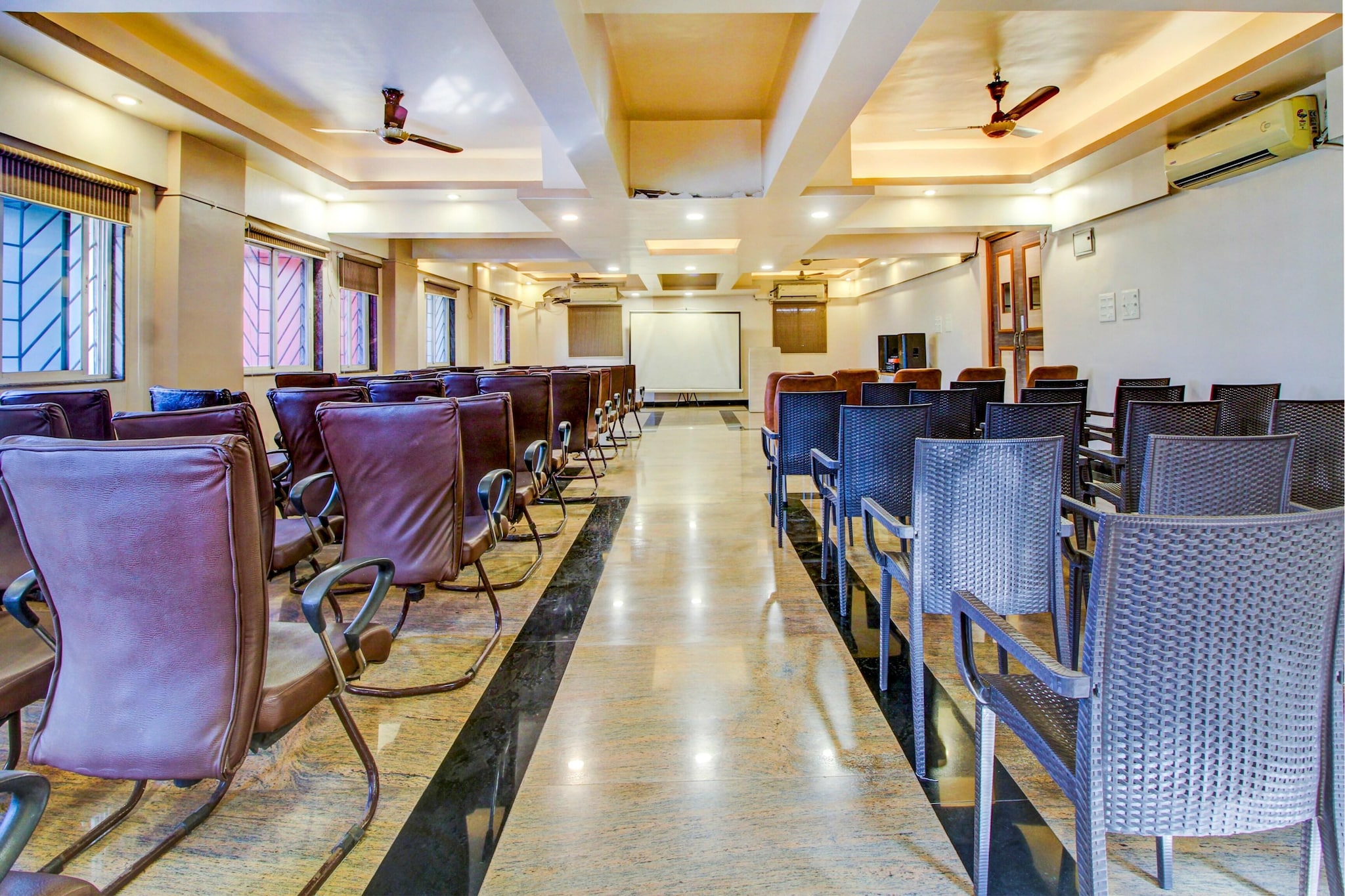 Palette Hotel Pune, MIDC Chinchwad