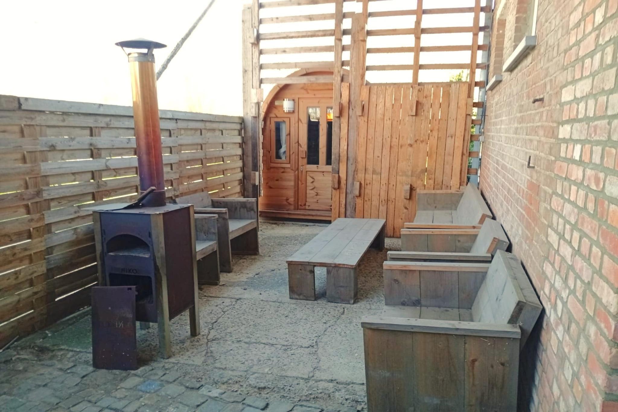 Huis van de raaf-Jardins en été