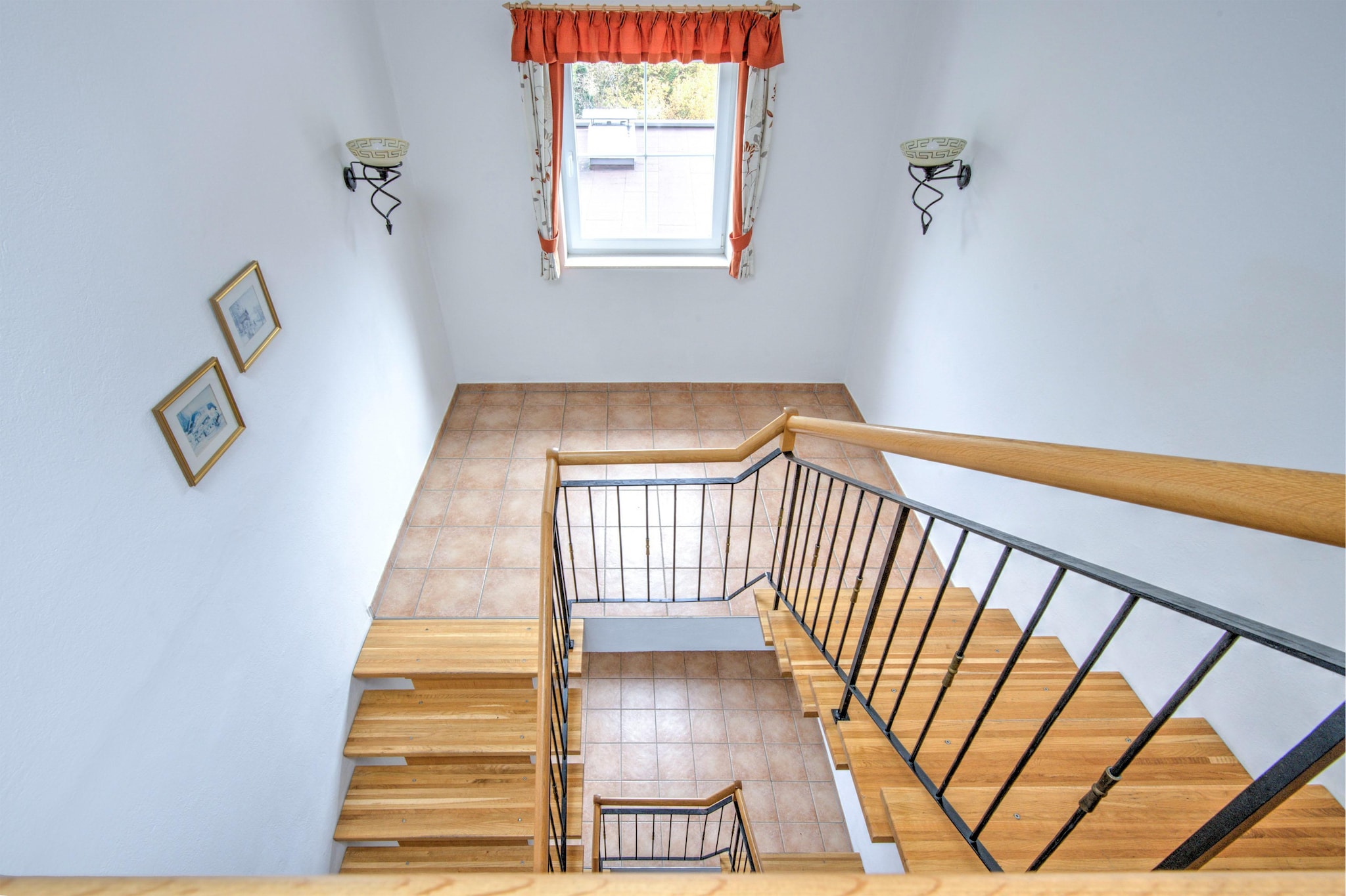 Vicky Apartment Top 10-Overloop