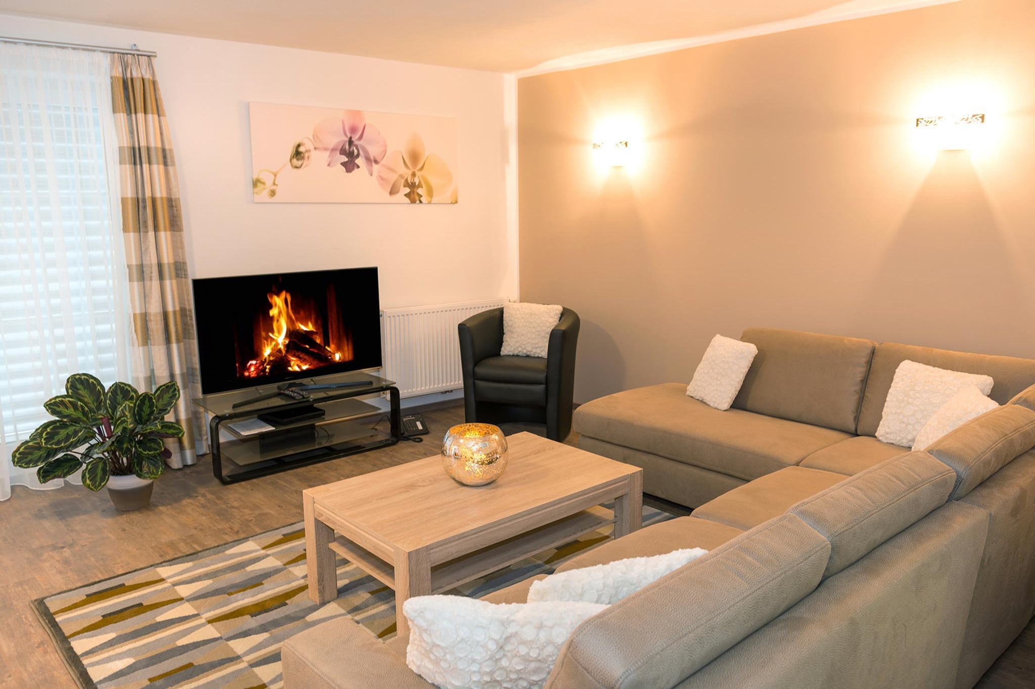 Brunner Apartment Top 1-Salon