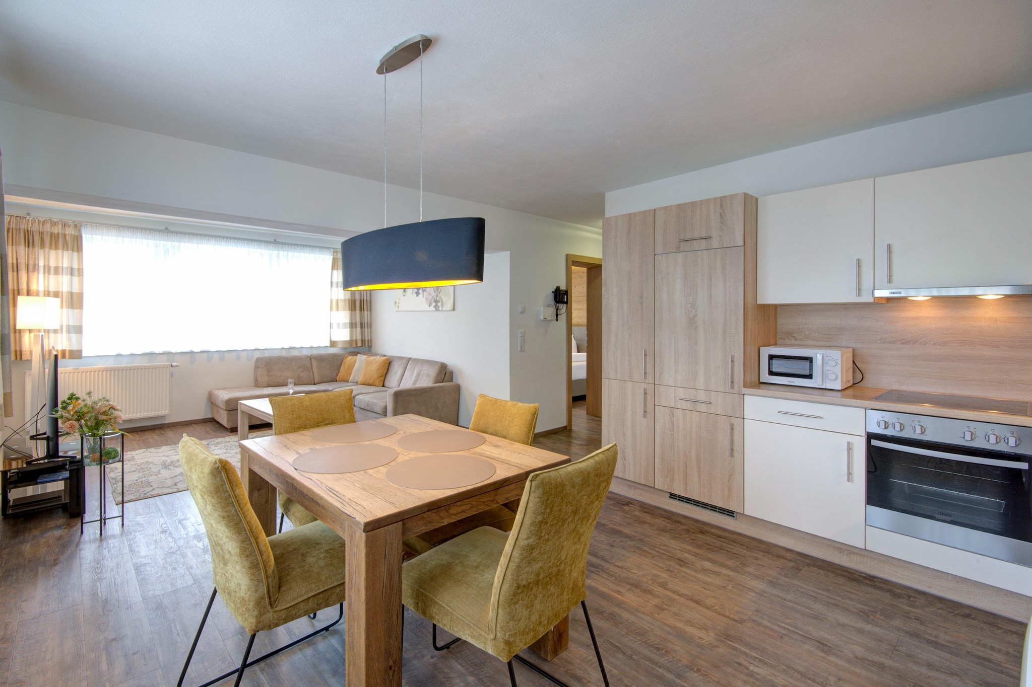 Brunner Apartment Top 1-Salle à manger