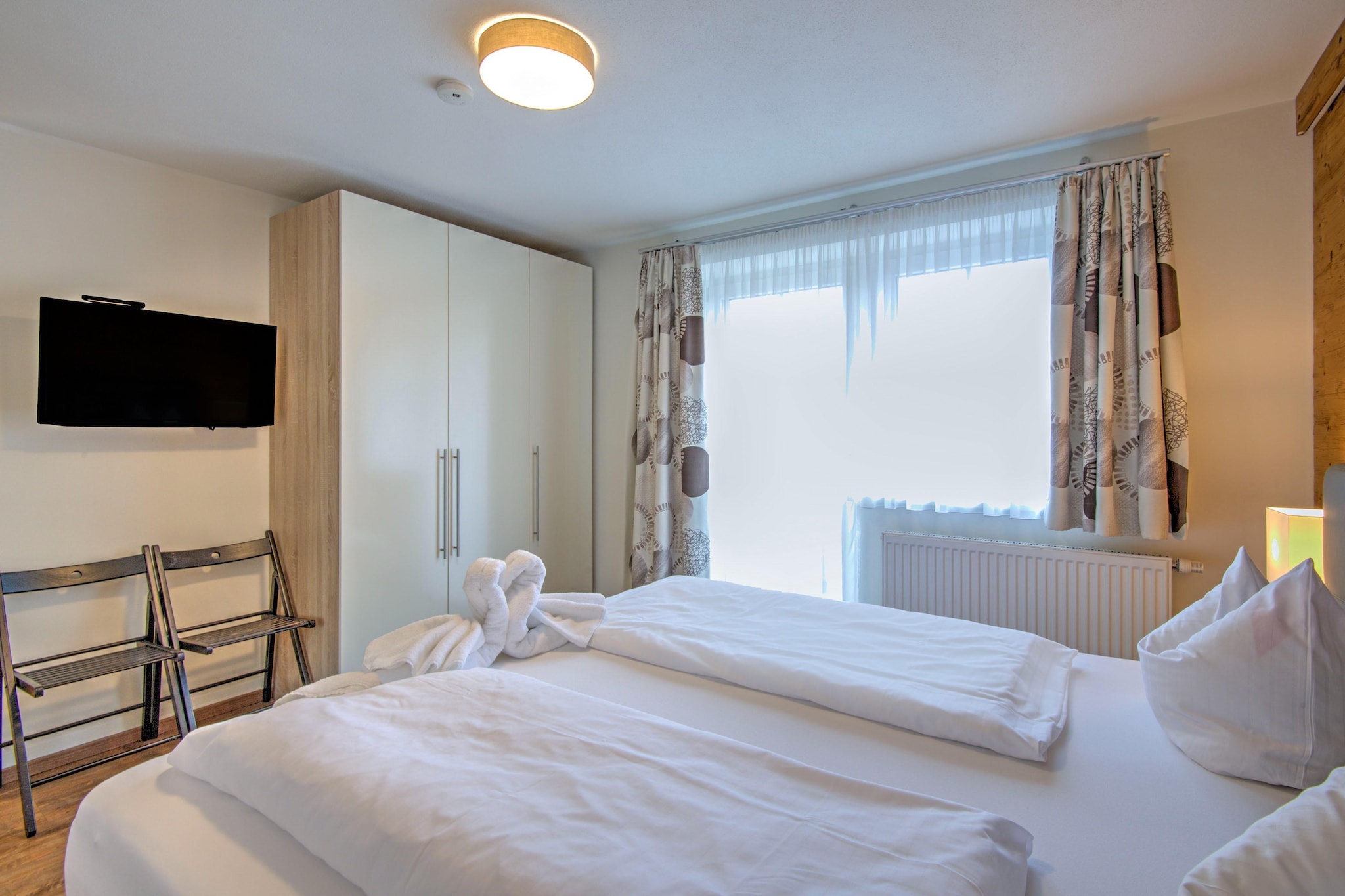 Brunner Apartment Top 5-Bedroom