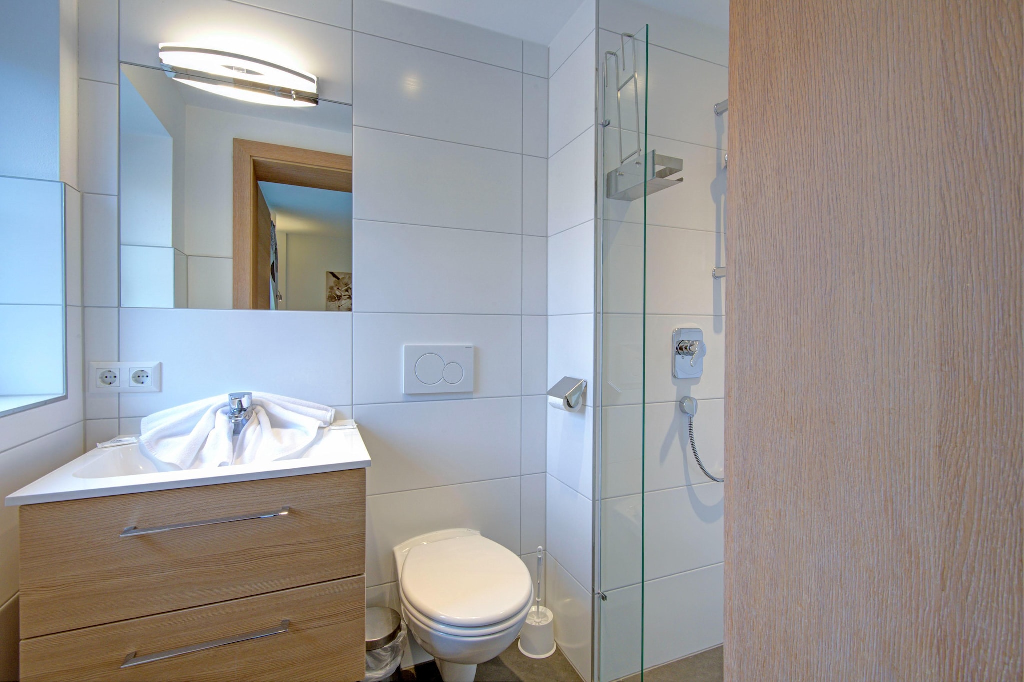 Brunner Apartment Top 5-Bathroom