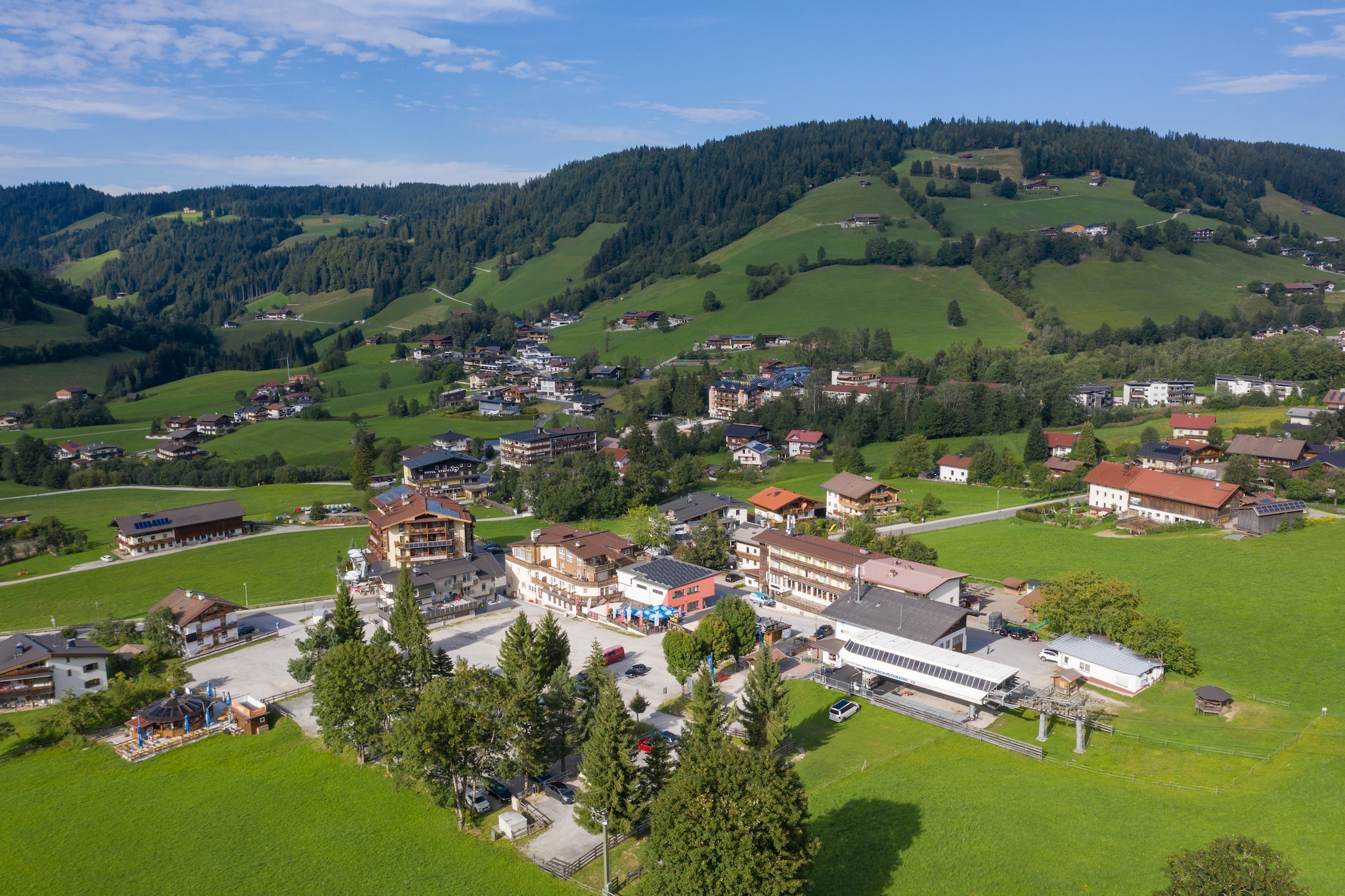 Brunner Apartment Top 5 - Areas within 1km in summer