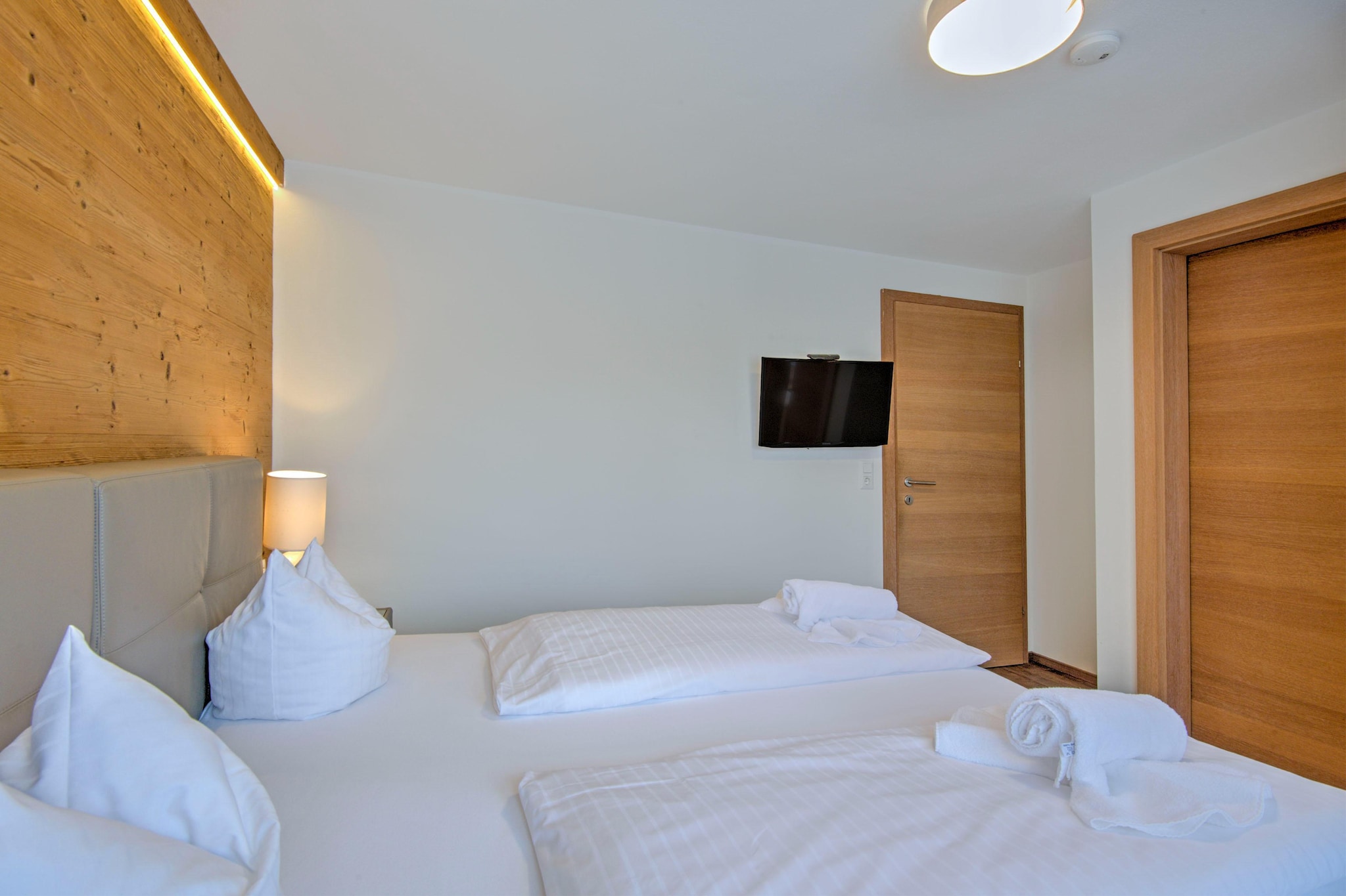 Brunner Apartment Top 6-Bedroom