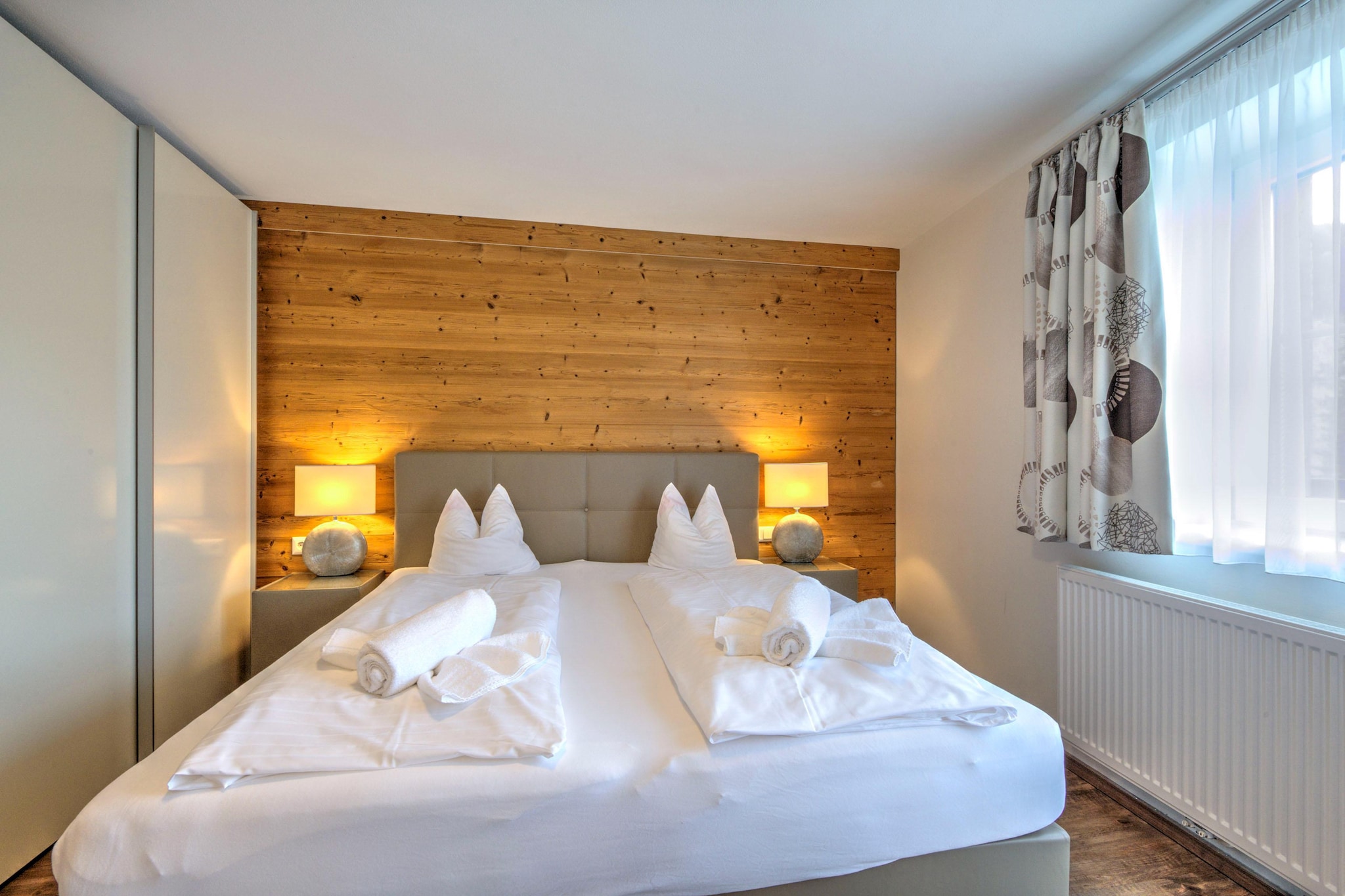 Brunner Apartment Top 6-Bedroom