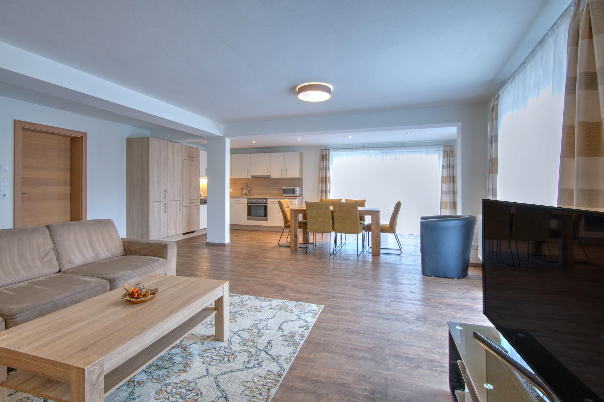 Brunner Apartment Top 6-Living room