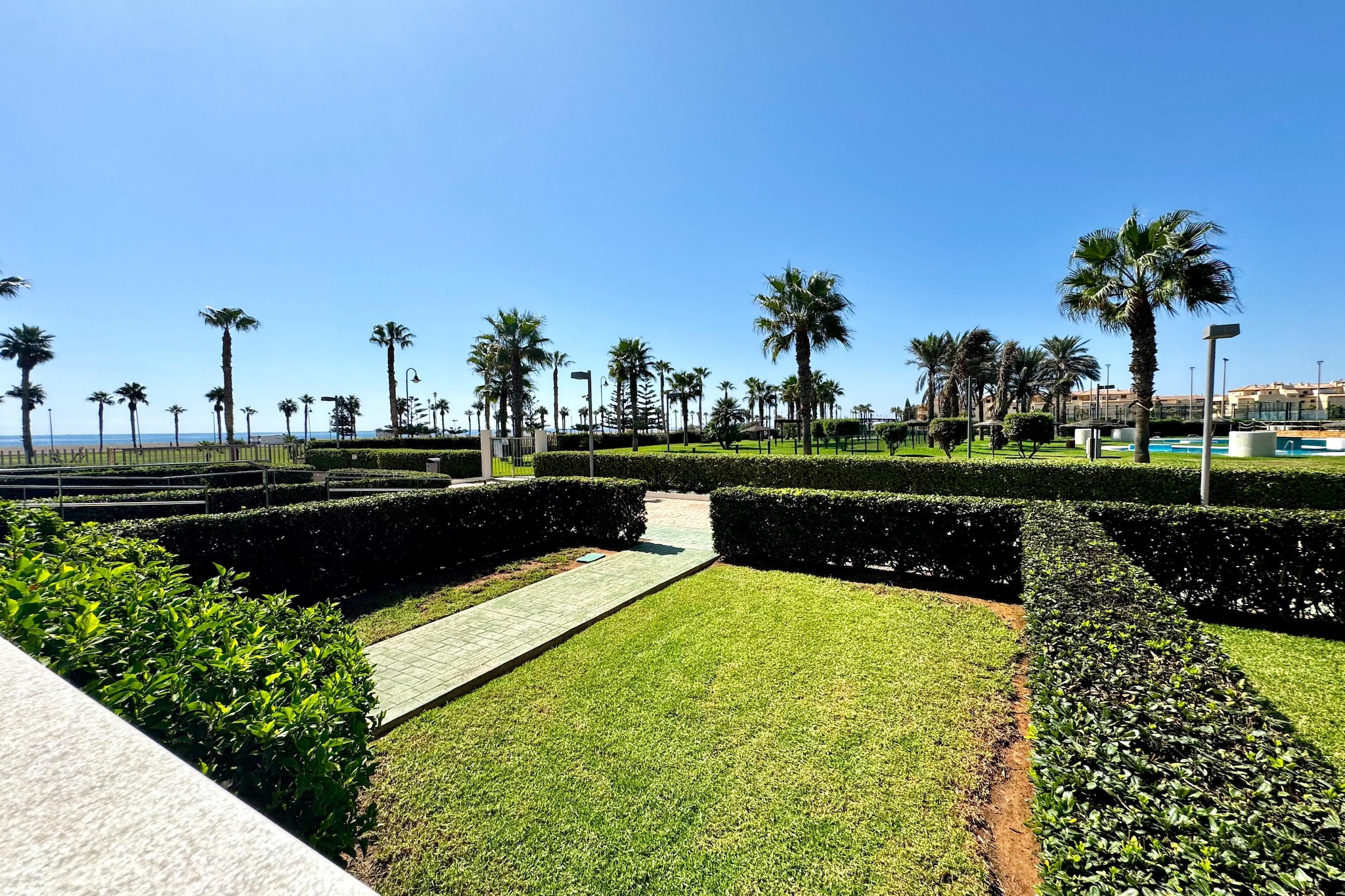 Marina Serena Golf B3-Tuinen zomer