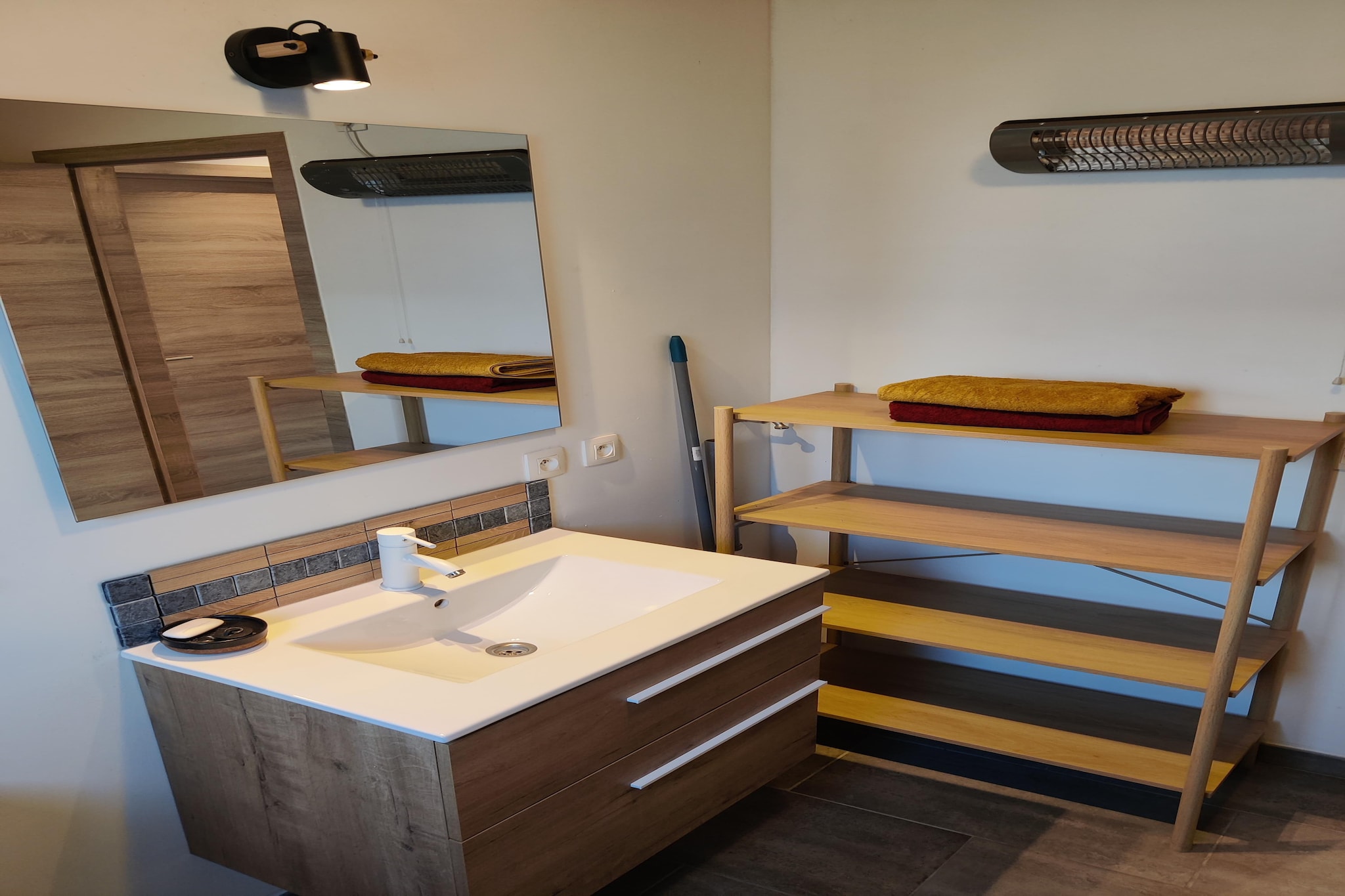 Appartement Terrasse 2/2-Salle de bain