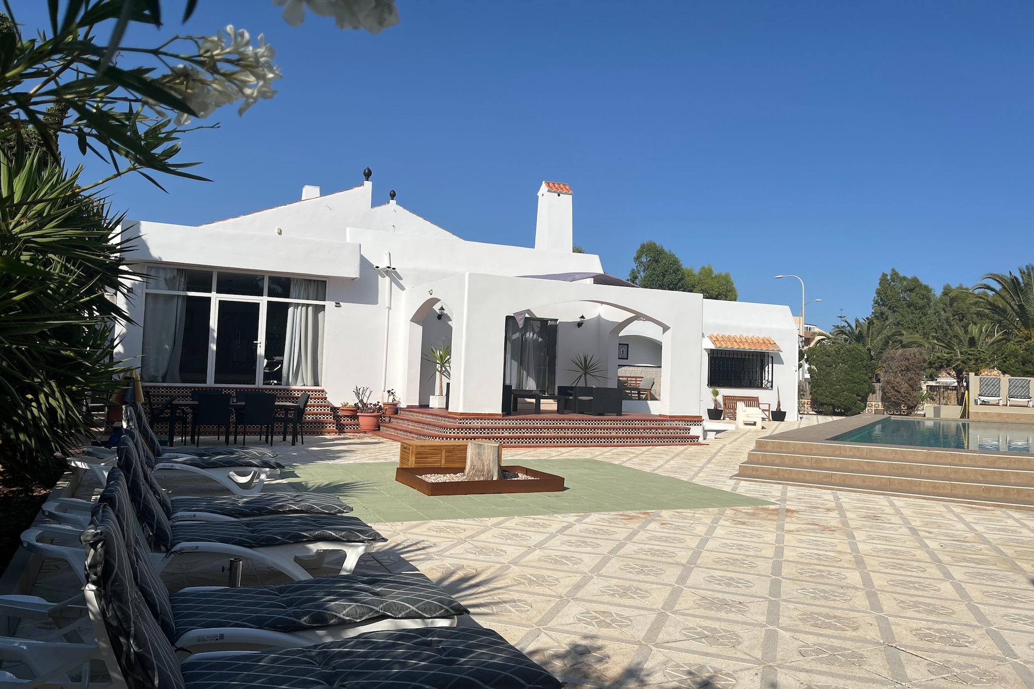Chalet Entremares-Exterior in summer