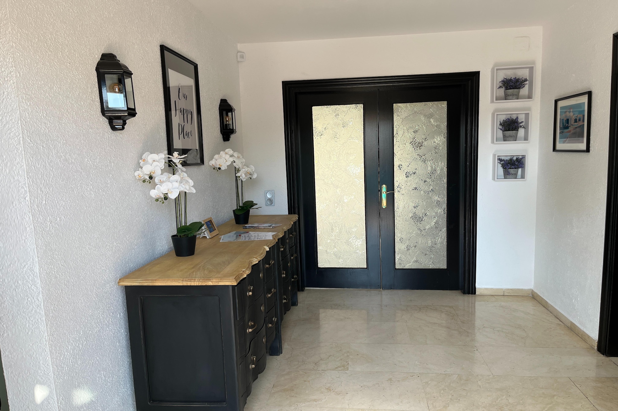 Chalet Entremares-Hall & reception