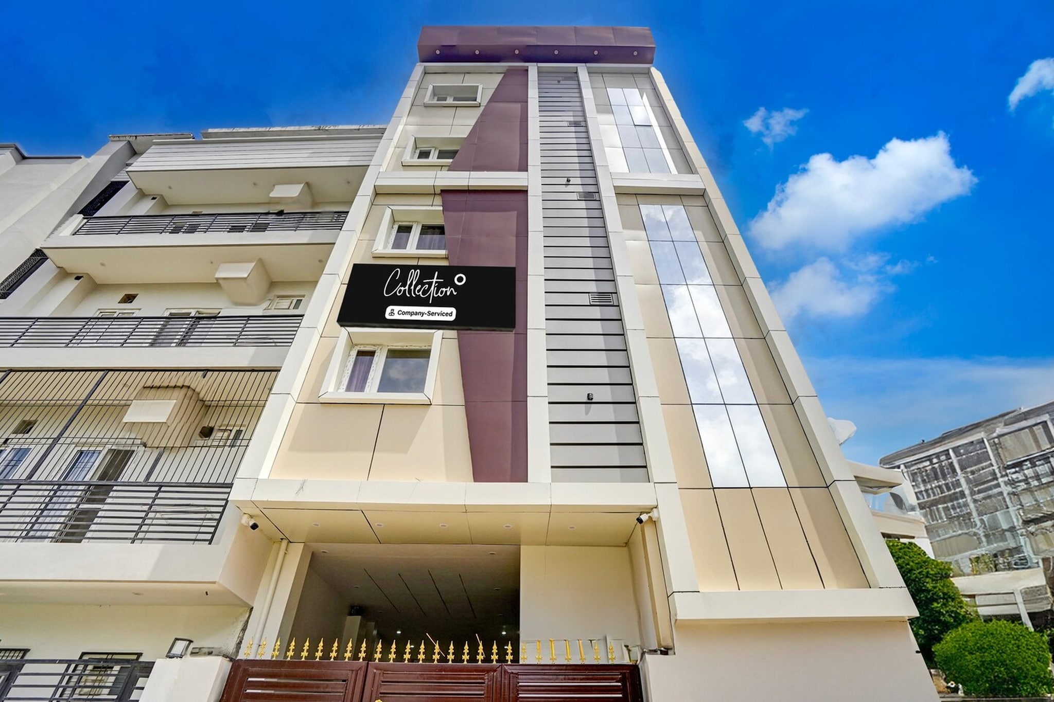 Collection O IIT BHU Singh Residency