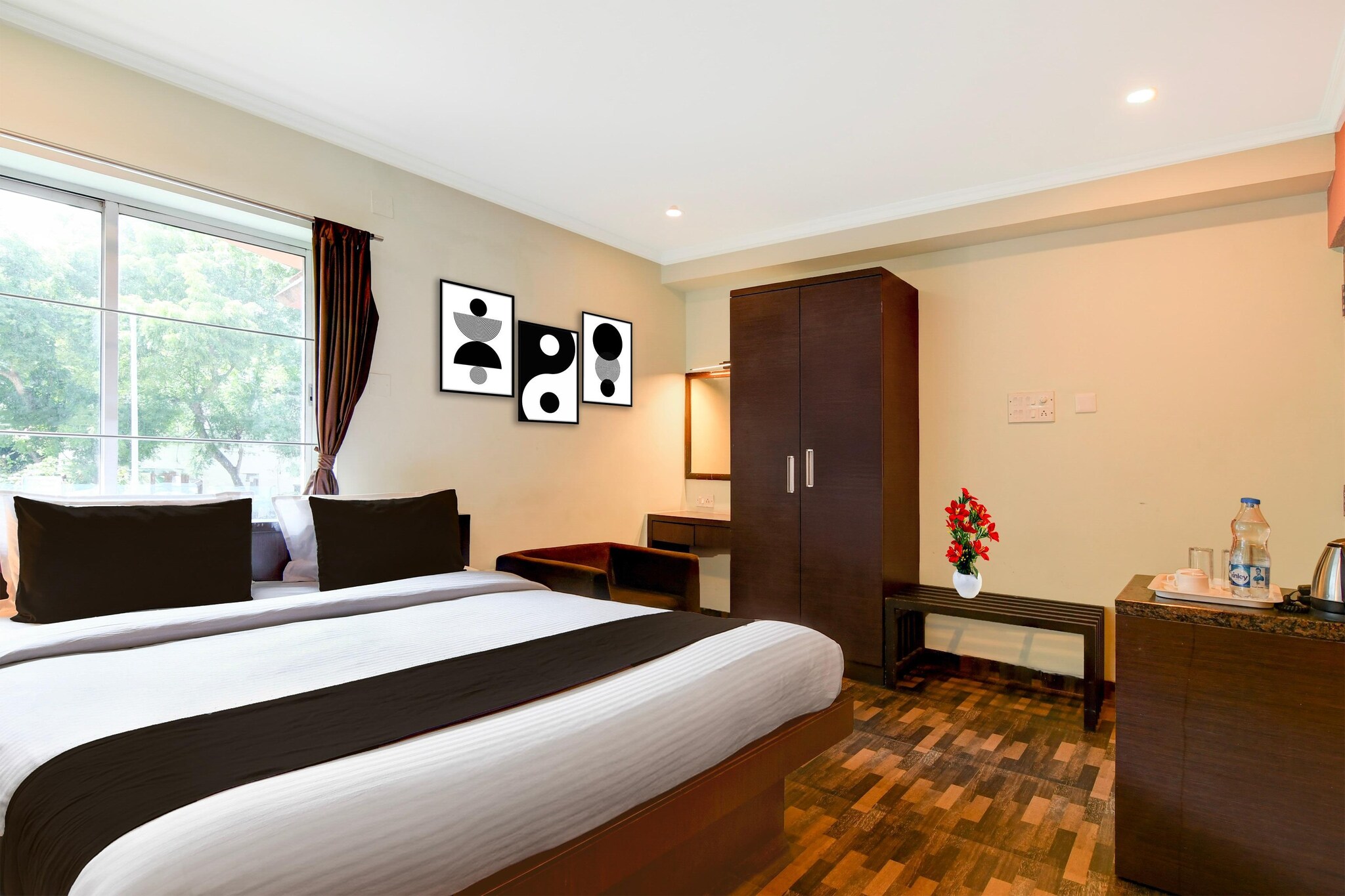 Located in New Digha, West Bengal region, Townhouse New Digha Formerly Hotel Coral is set 1 km from New Digha Sea Beach. This 4-star hotel offers room service and a 24-hour front desk. The hotel features family rooms.
Guest rooms at the hotel are equipped with a seating area, a flat-screen TV with satellite channels and a private bathroom with free toiletries and a bath or shower. All units at Townhouse New Digha Formerly Hotel Coral include air conditioning and a desk.
Unmarried couples are warmly welcome at this property.
Guests with local ID proof are warmly welcome.
Apologies, but we are currently unable to host foreign nationals at this property.
Check-in is only available to guests aged 18 and above. Please provide a government-issued ID to confirm your age.
Early Check-In Policy: A full day’s room rate will be charged for check-ins before 6:00 AM. Complimentary early check-in is available between 6:00 AM and 10:00 AM, subject to room availability.