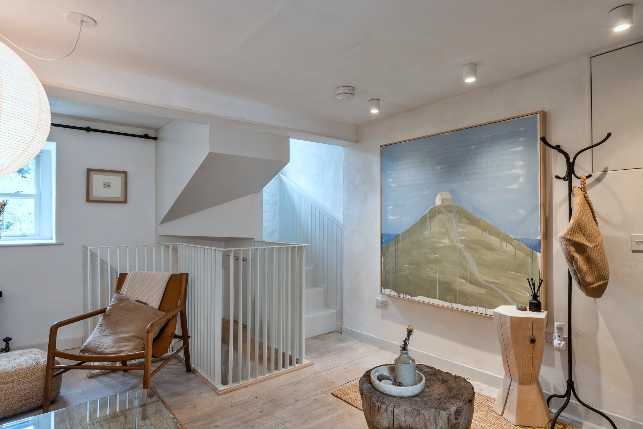 Westward - Salon