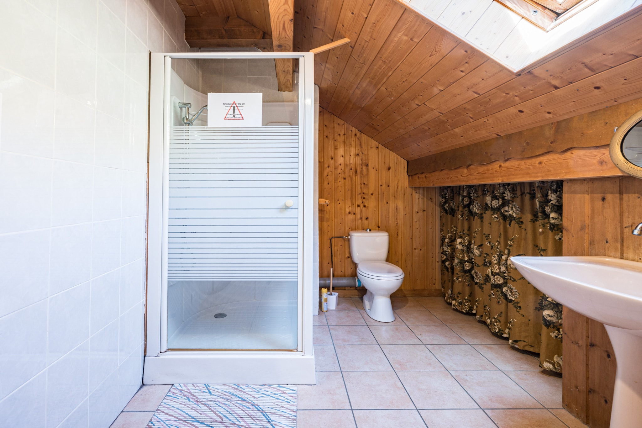 Les Perdrix Blanches - 5P14-Badkamer