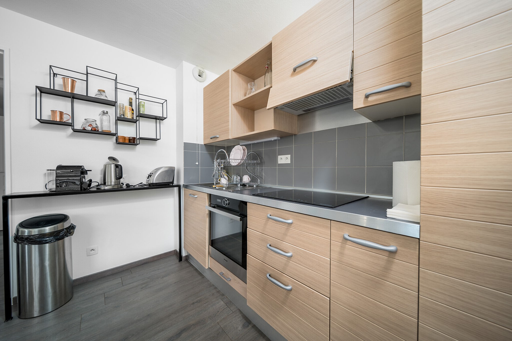 Elevator, open kitchen(electric kettle, toaster, coffee machine, oven, fridge, freezer, dishes and cutlery), Living/diningroom(double sofa bed, TV, dining table), bedroom(double sofa bed), bedroom(double bed), bathroom(shower, washbasin, toilet), bathroom(bath tub, washbasin, toilet), tumble dryer, washing machine, balcony, swimming pool(shared with other guests), hairdryer